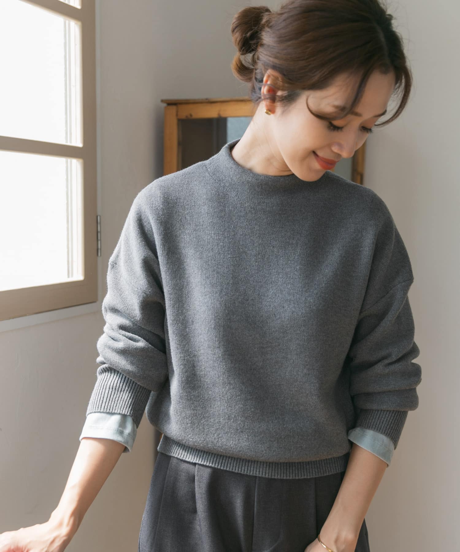 TOP GRAY