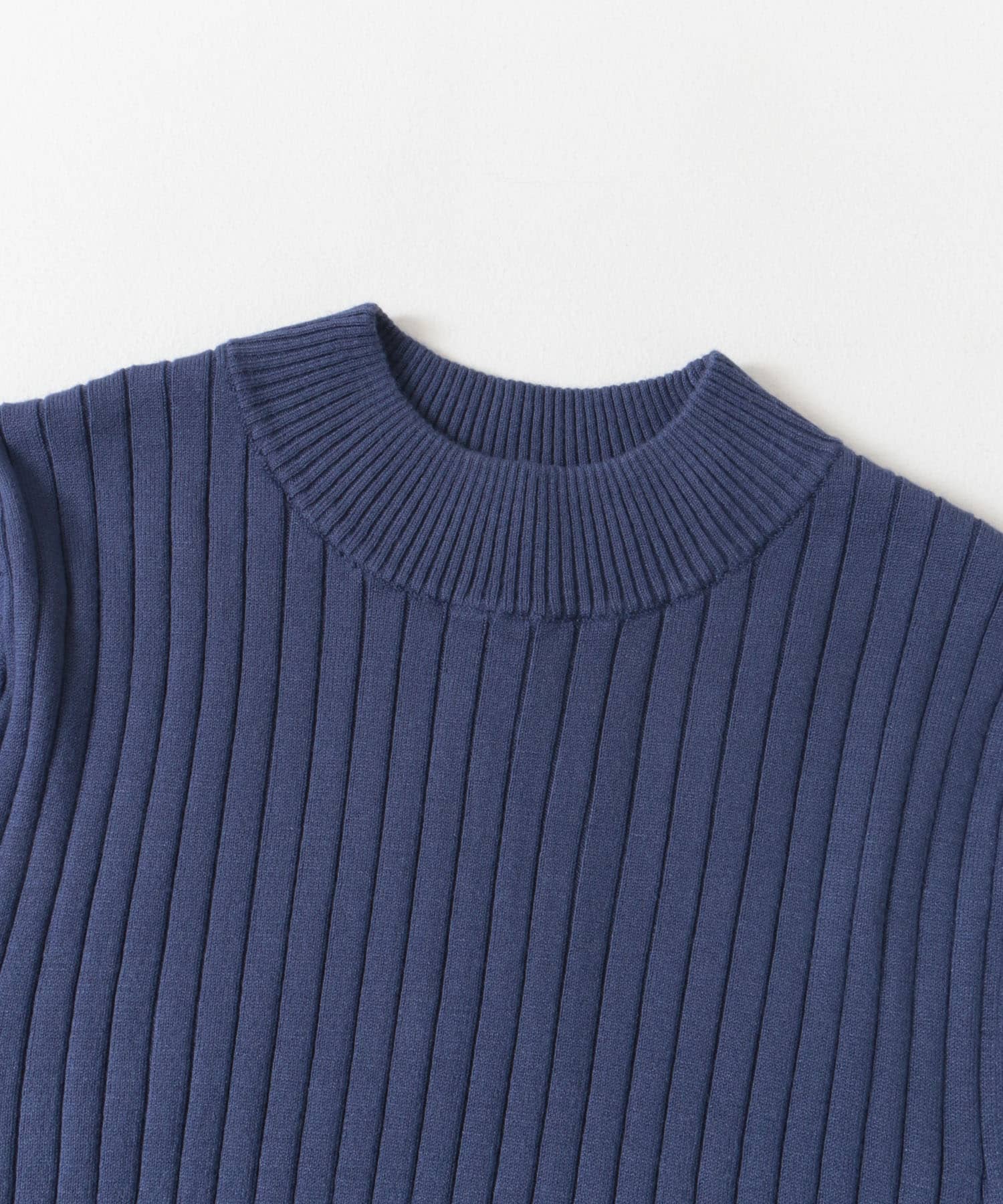 ハイネックリブニット BLUE M