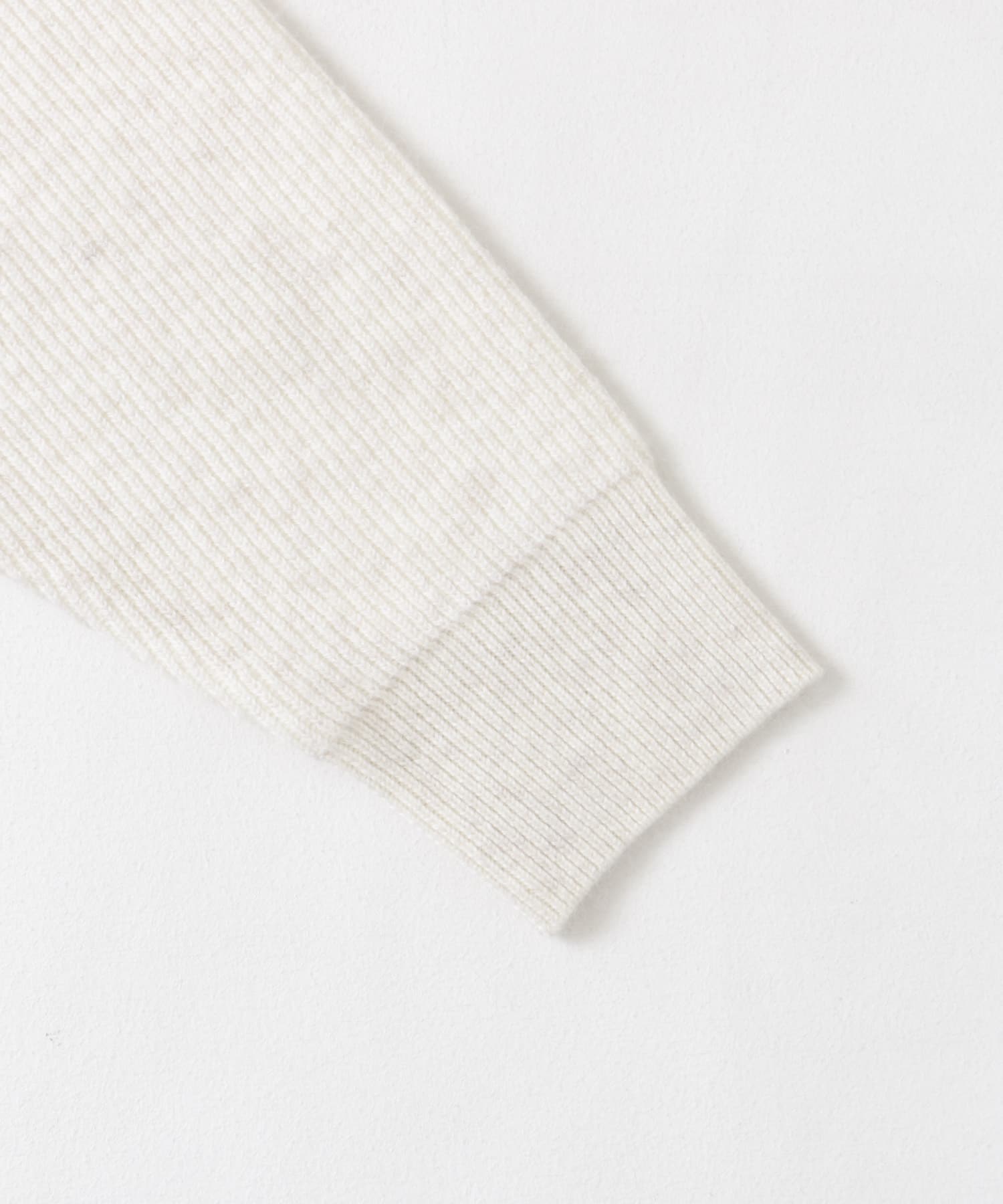 針抜きフラフィーニット OFF WHITE M