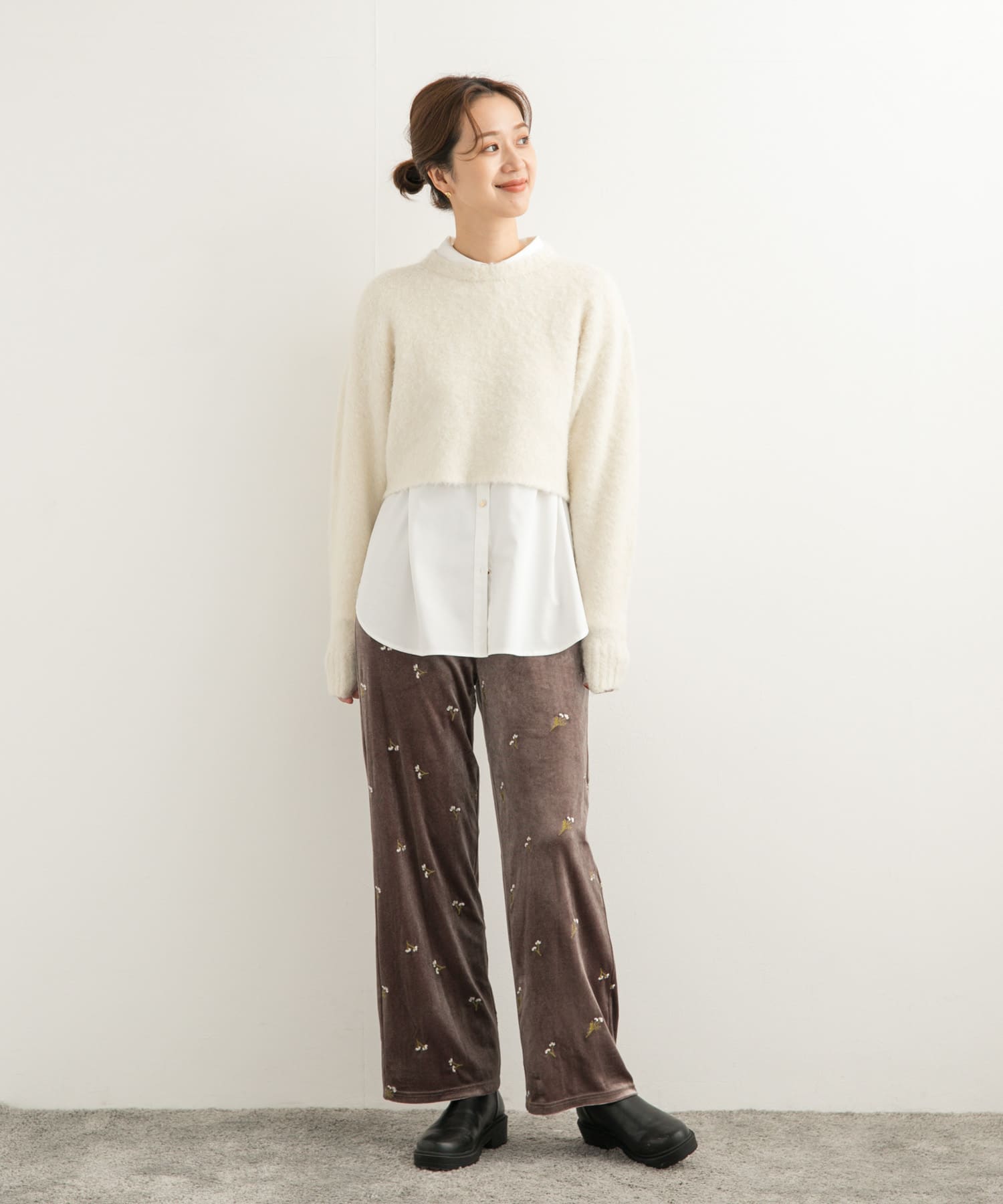 OFF WHITE