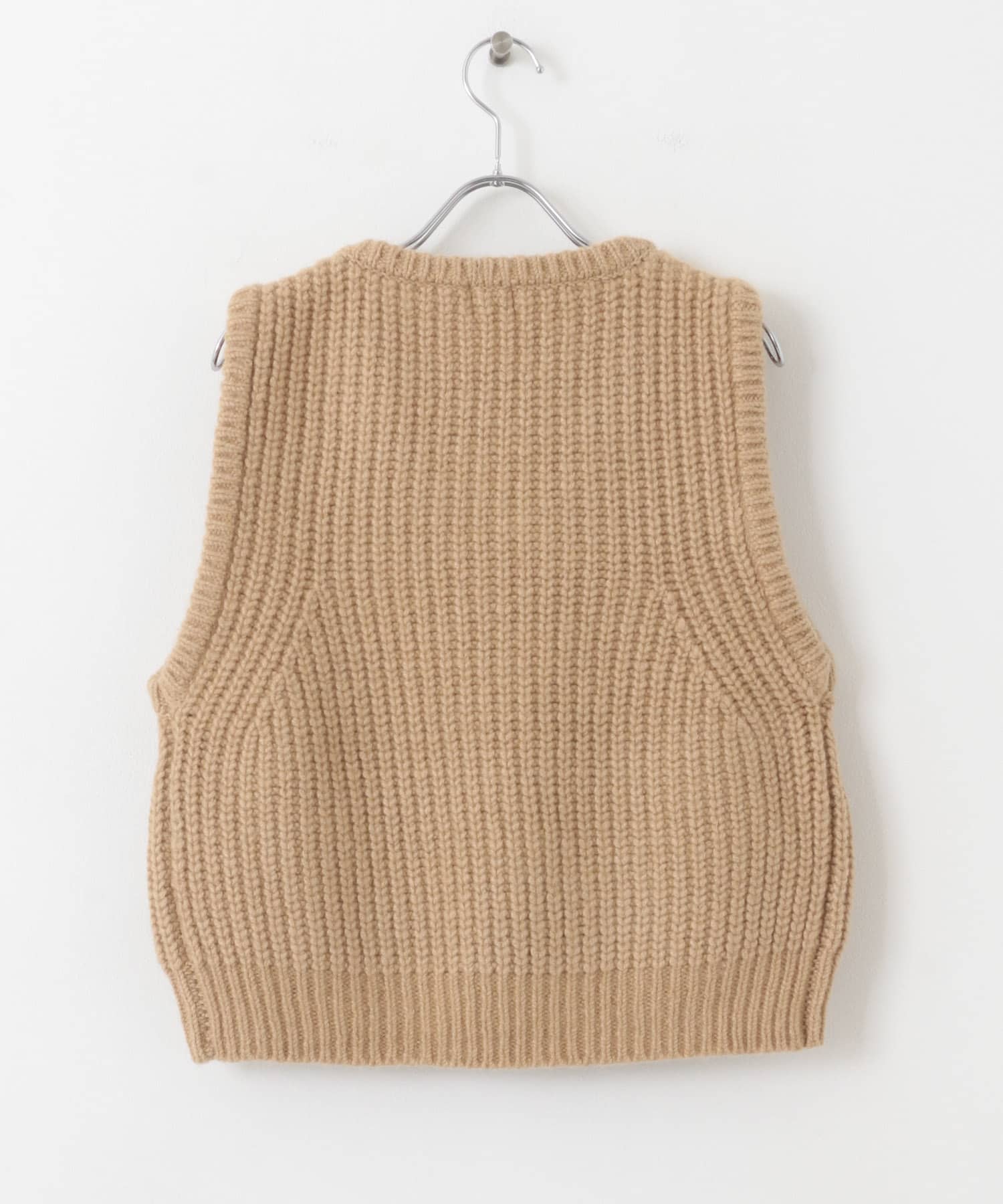リリヤーンVネックニットベスト BEIGE M