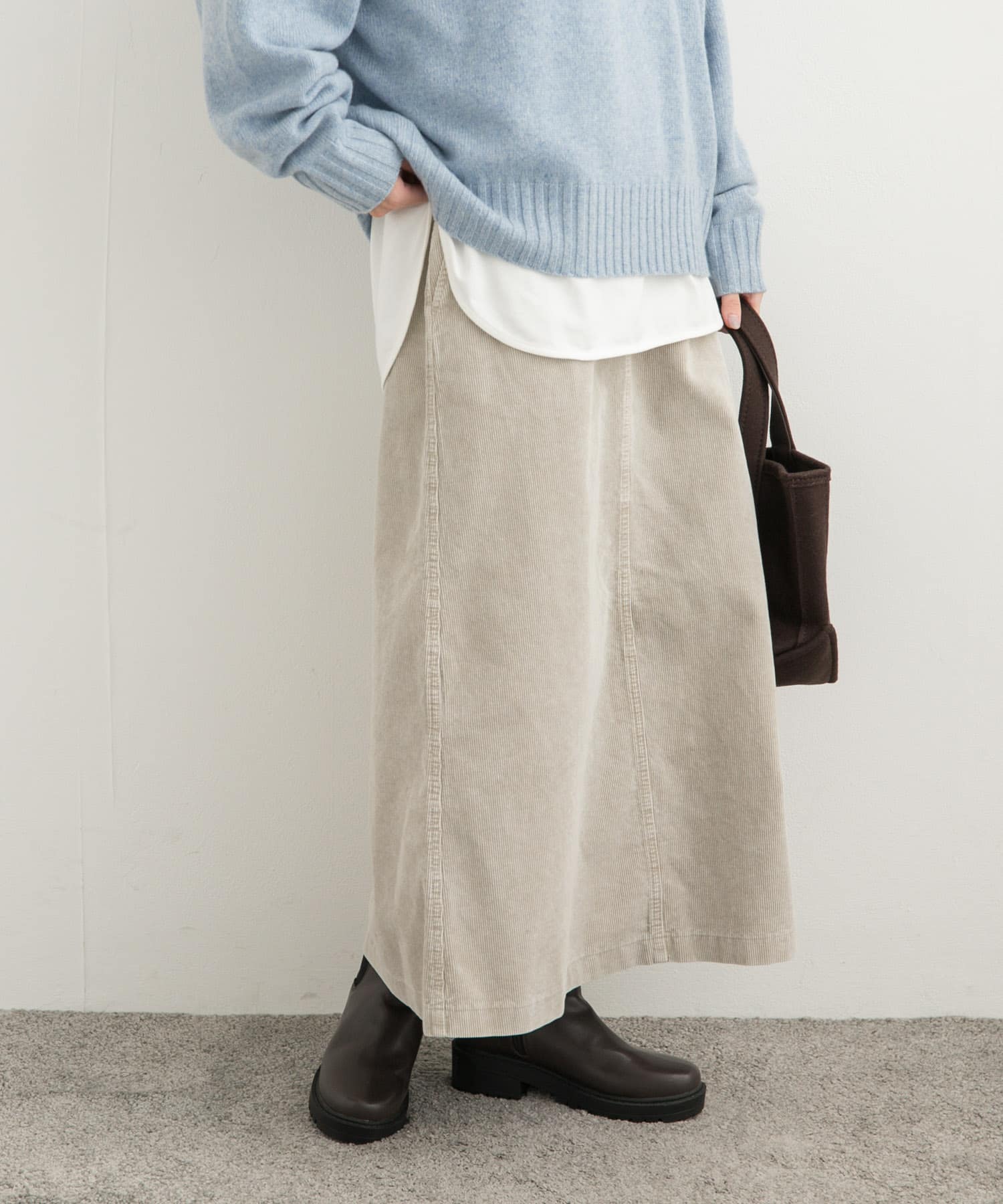 LIGHT GRAY