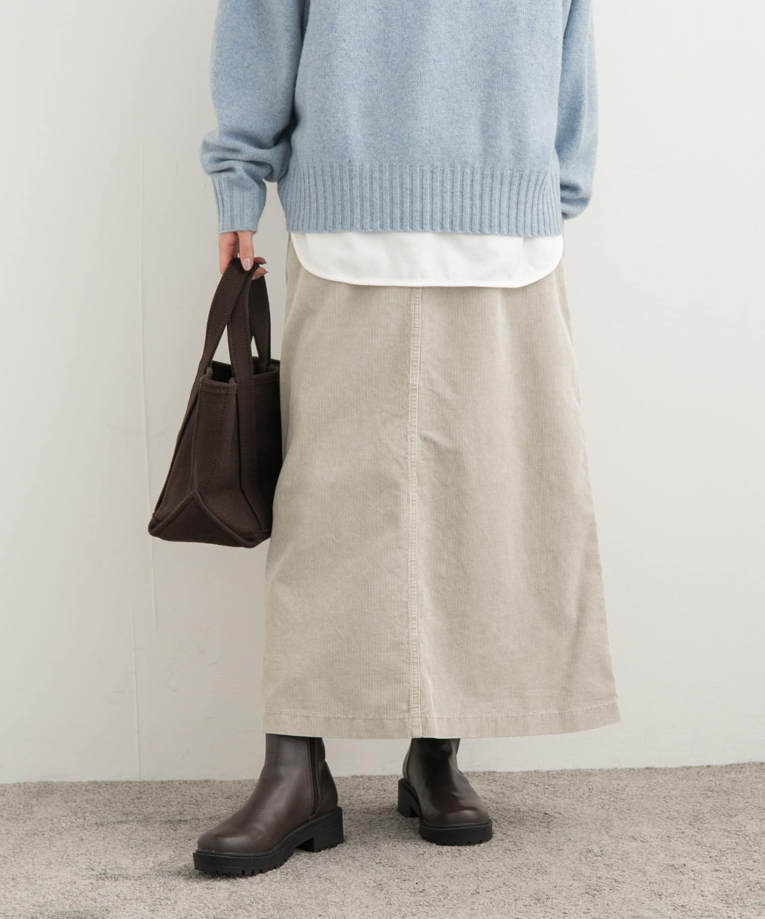 LIGHT GRAY