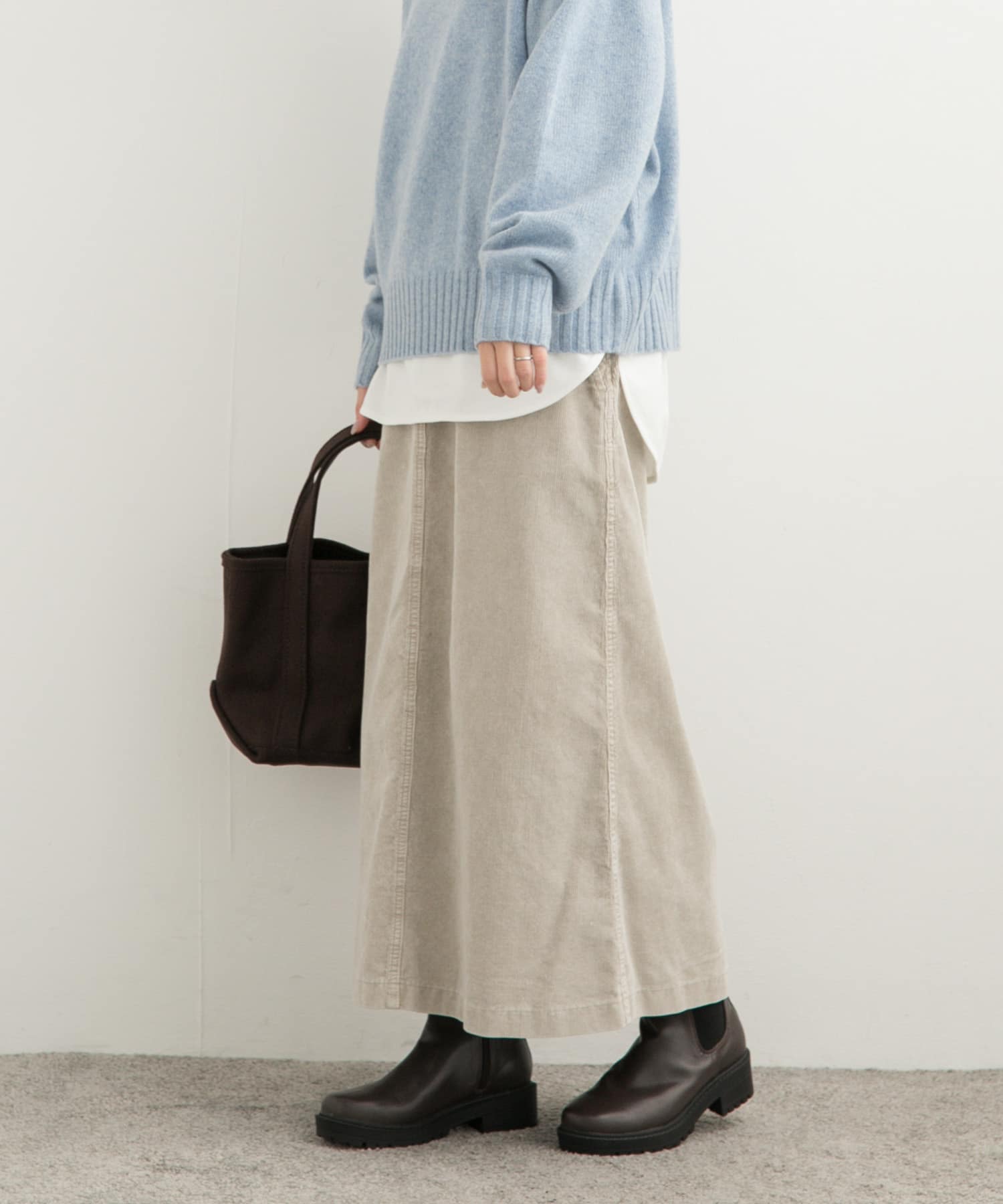LIGHT GRAY