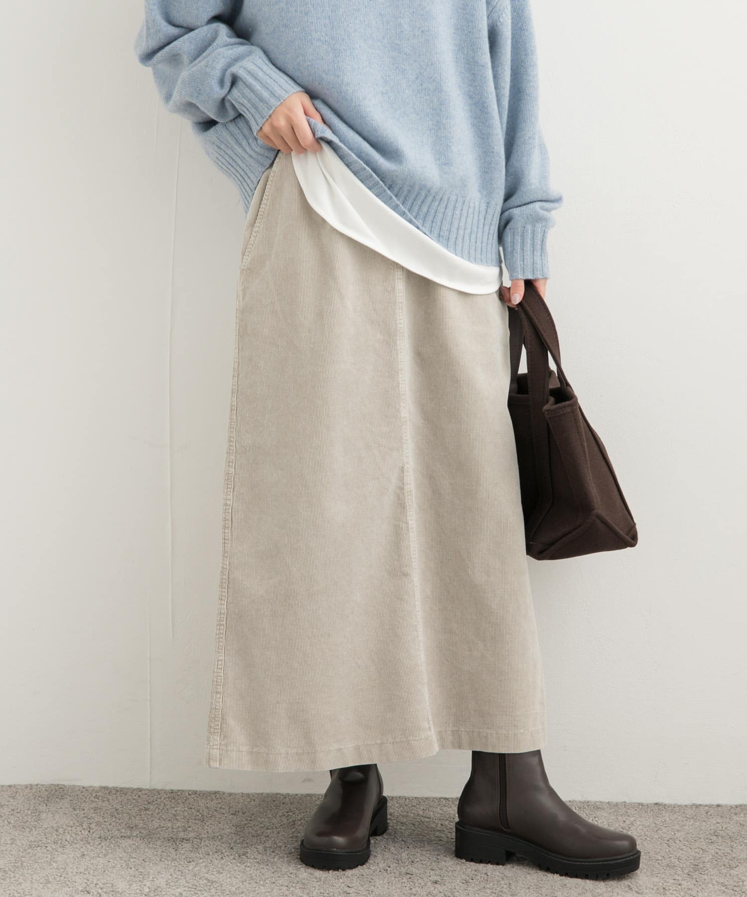 LIGHT GRAY