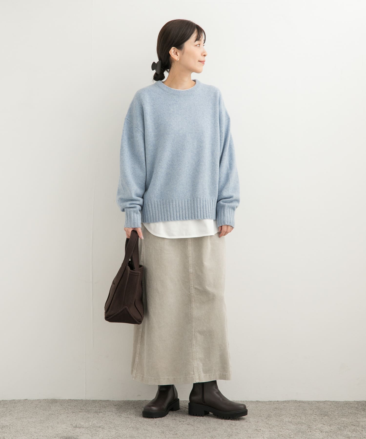 LIGHT GRAY