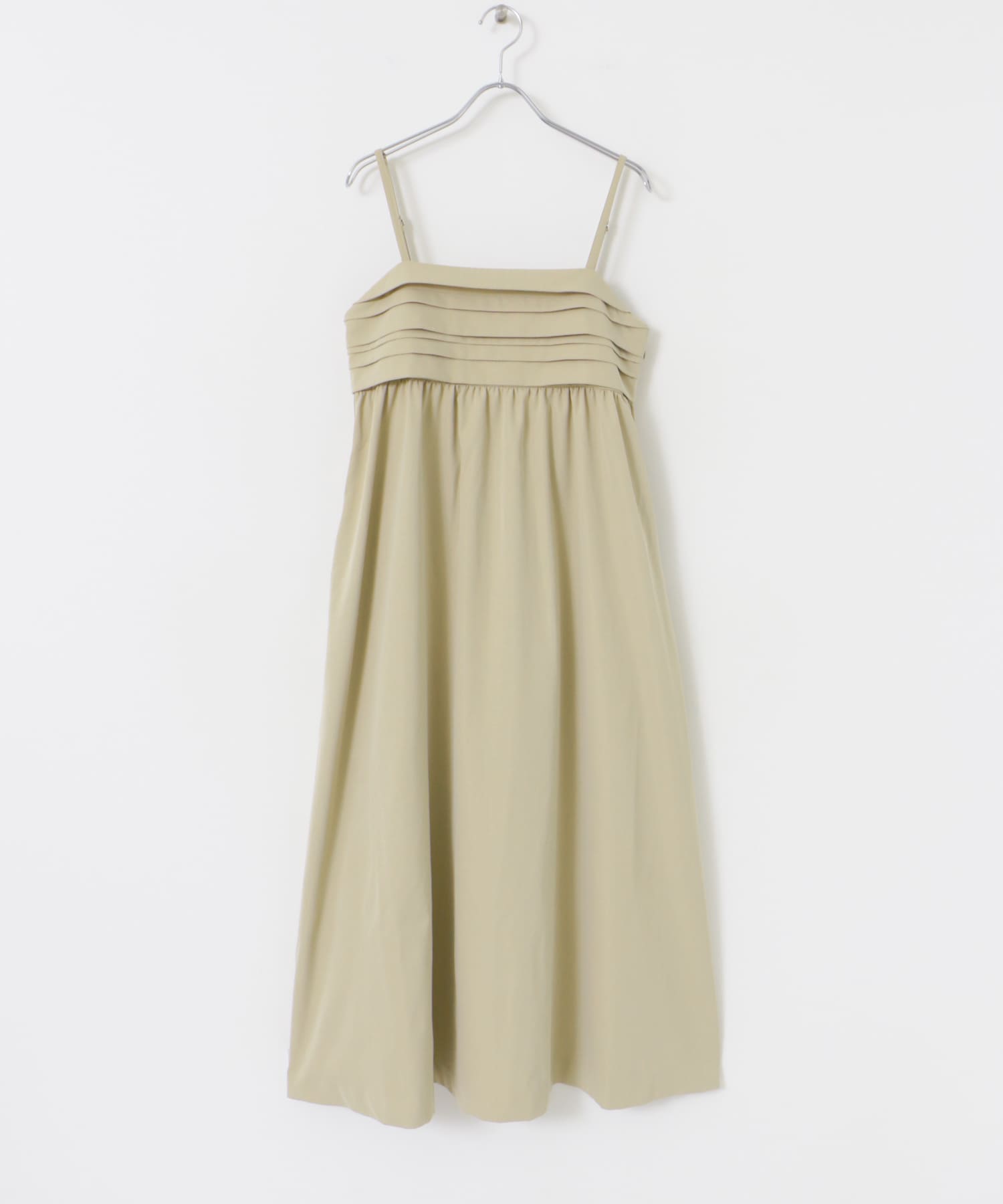 L.BEIGE