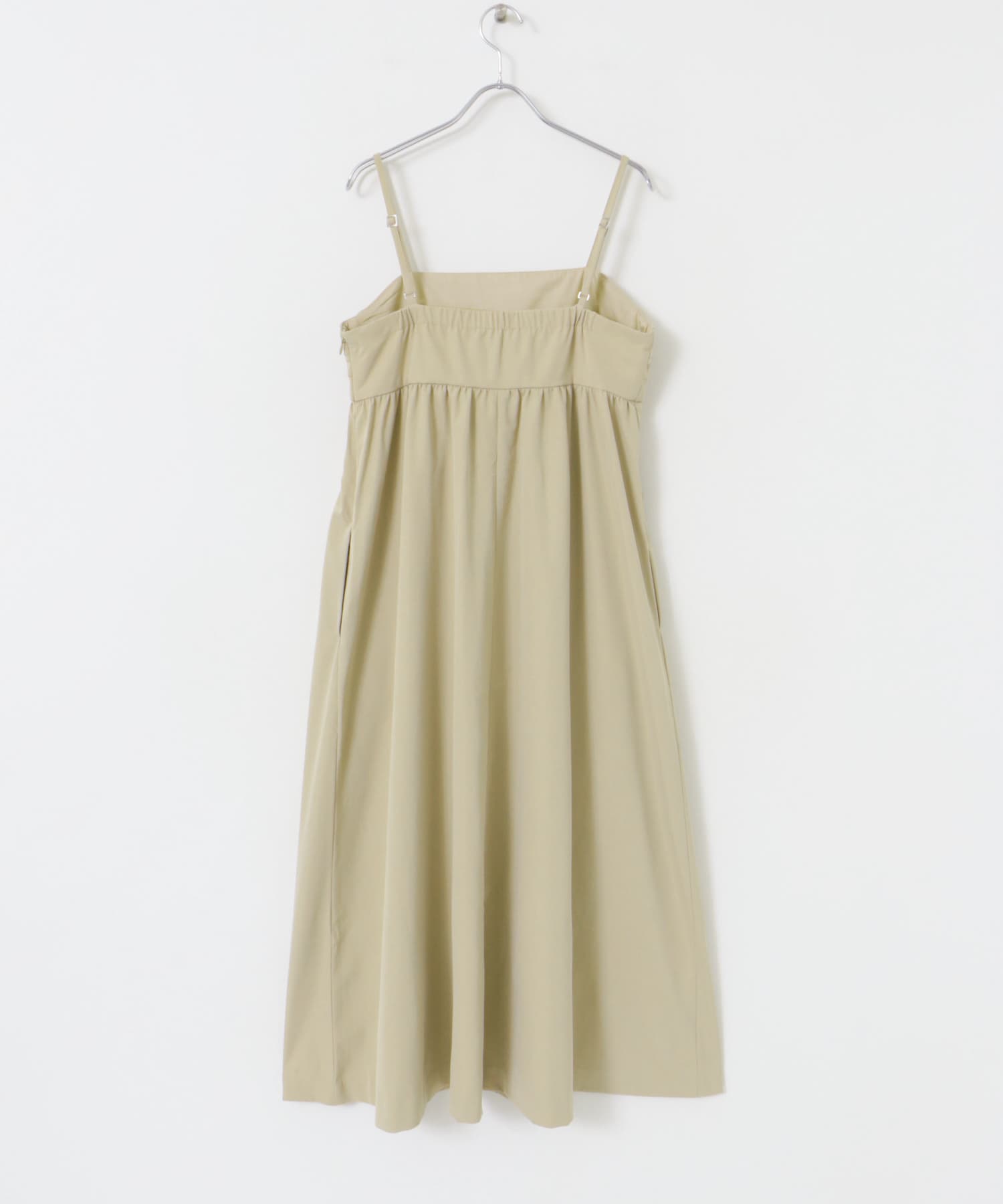 L.BEIGE