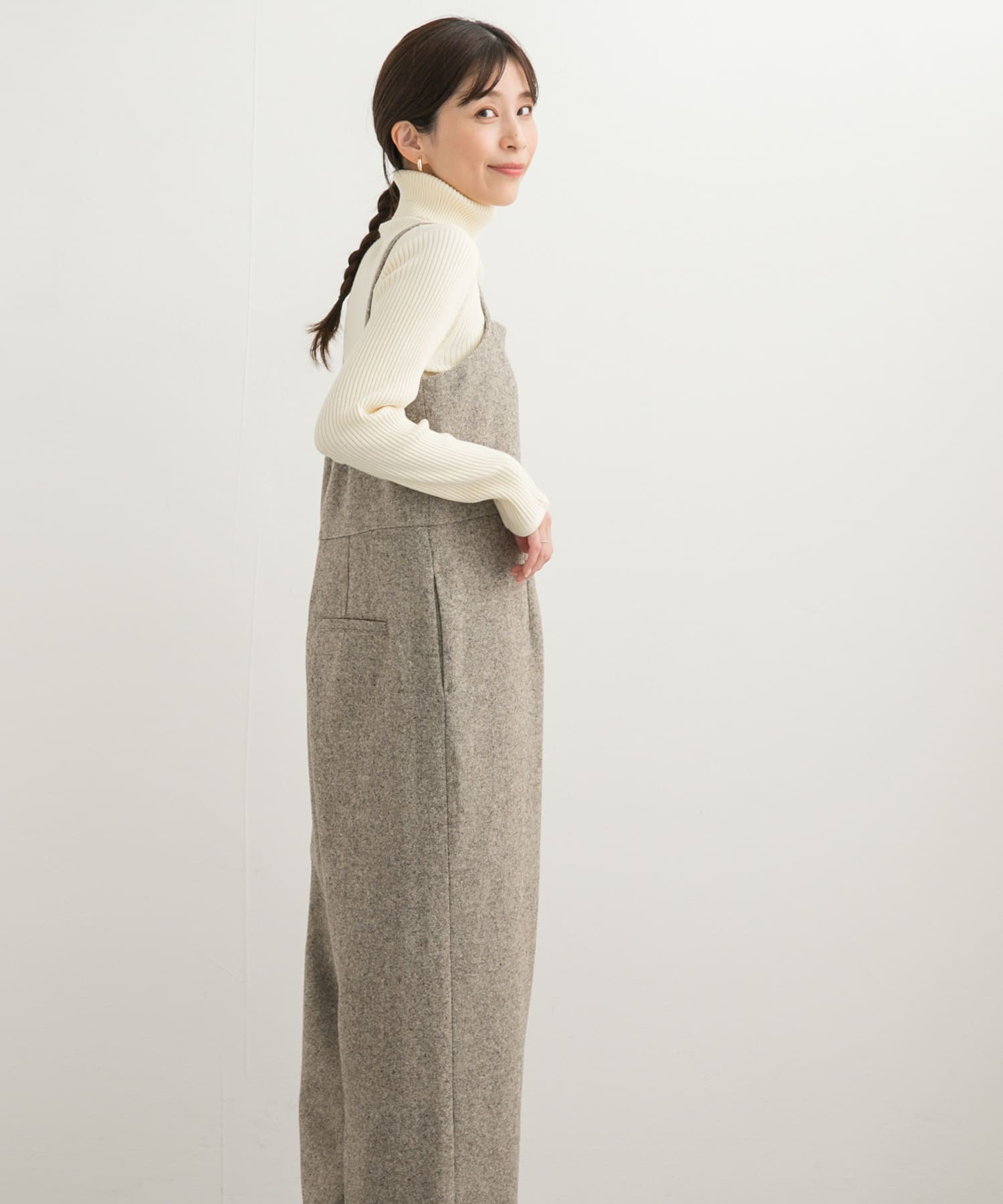 L.BEIGE