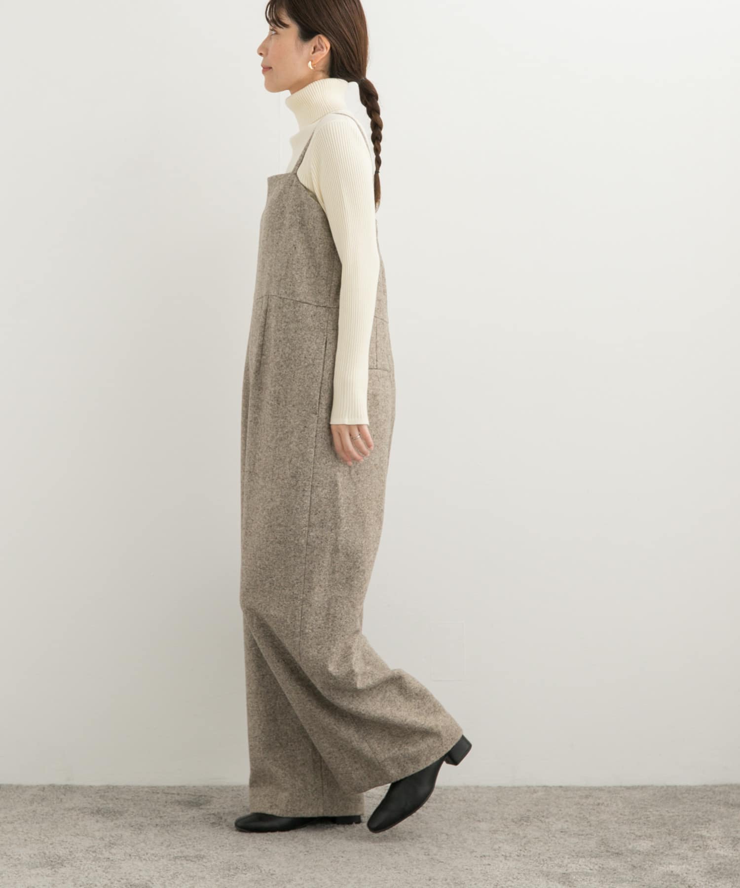 L.BEIGE