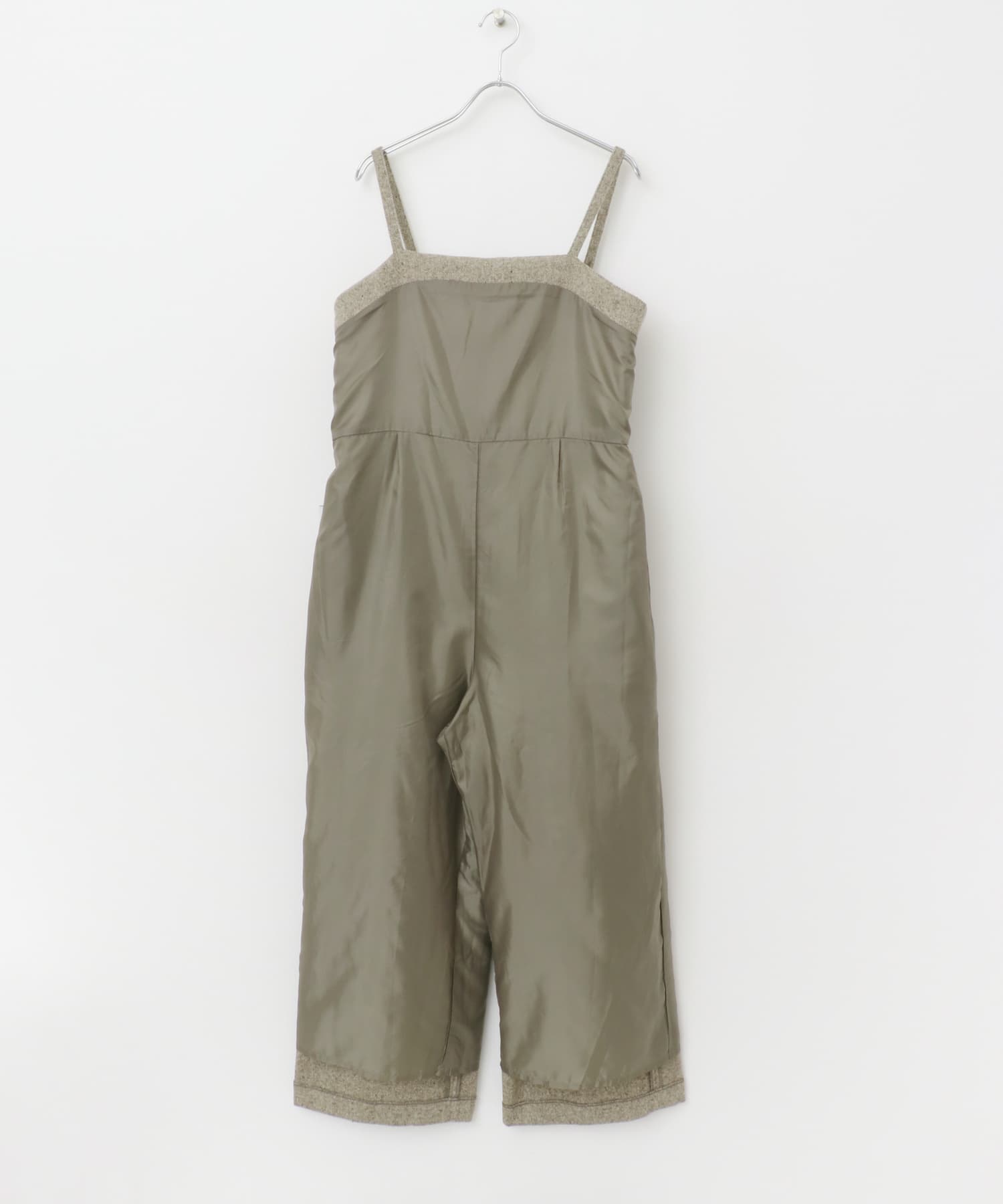 L.BEIGE