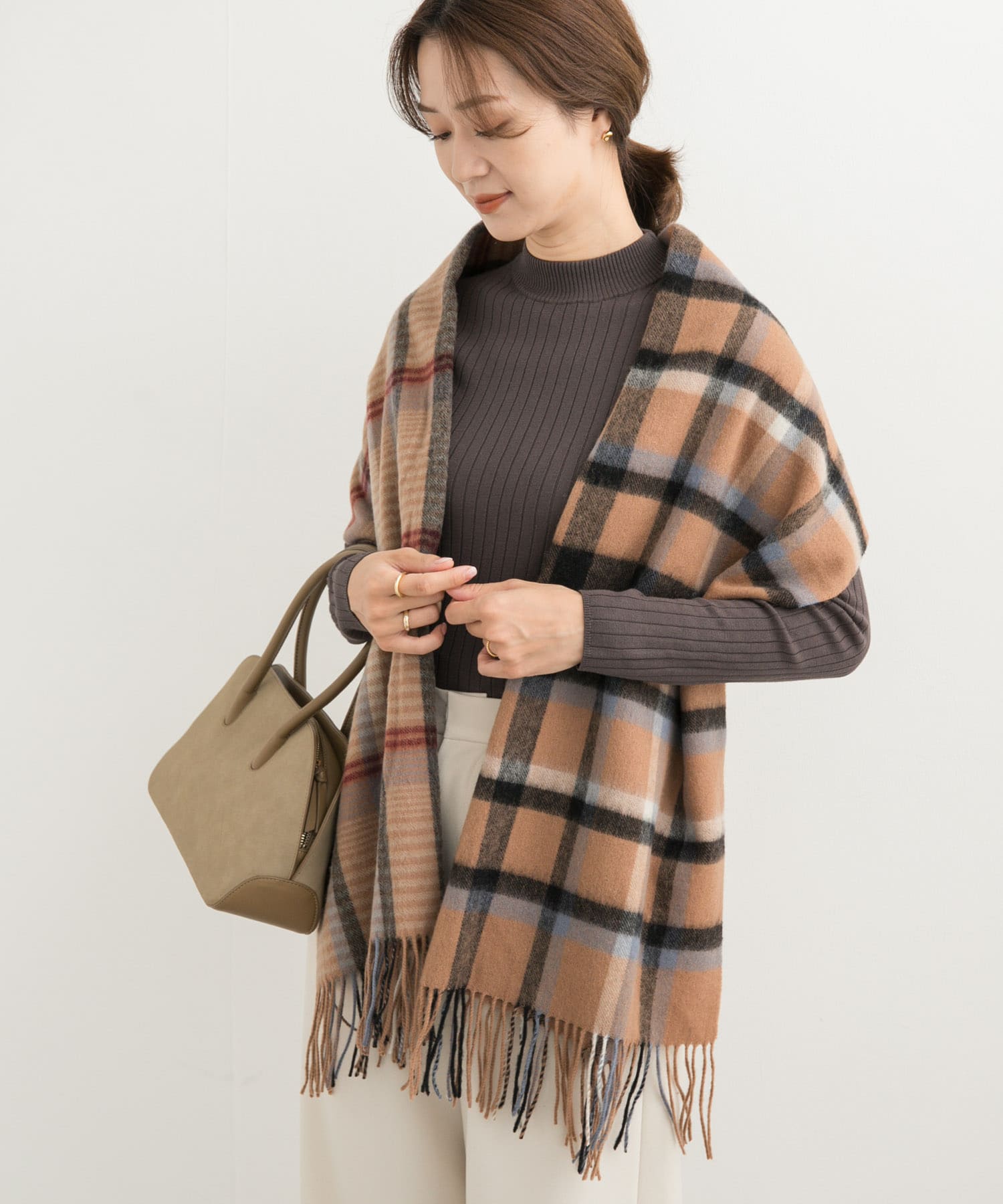 ウールチェックストール BROWN one