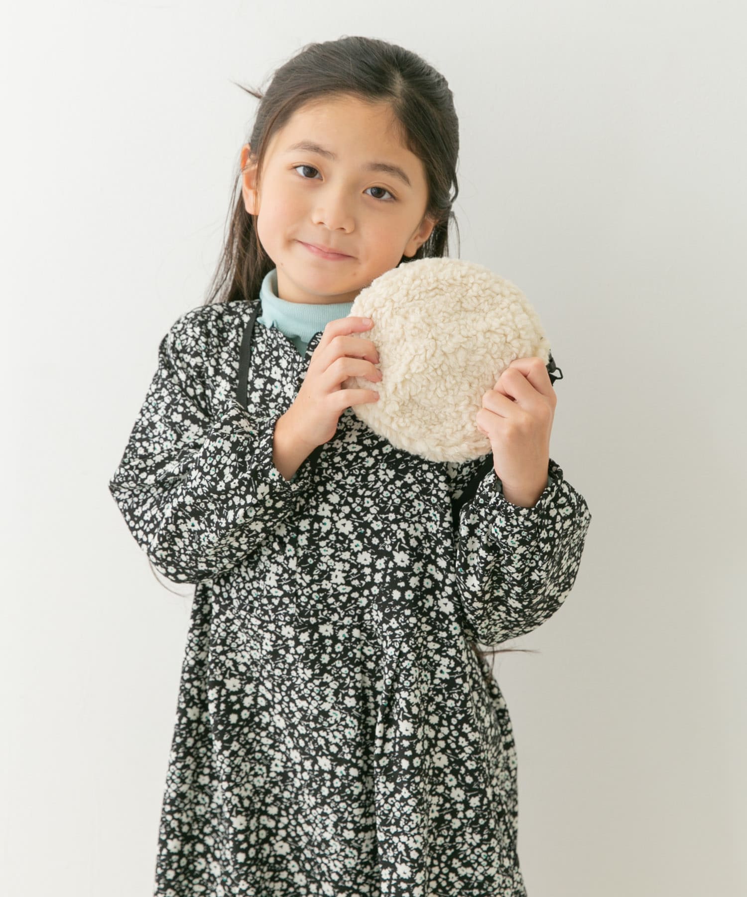 サークルボアポシェット(KIDS) IVORY one