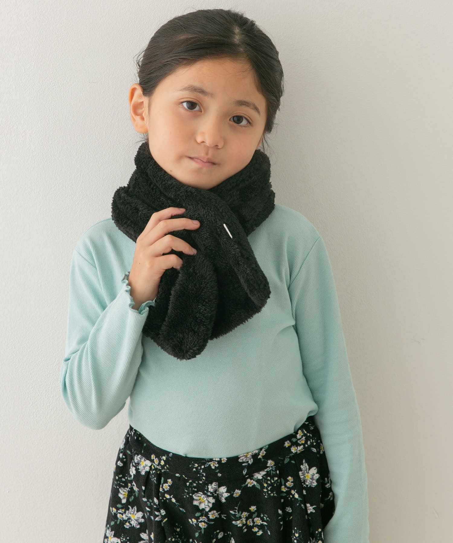 ボアリバーシブルマフラー(KIDS) BLACK one