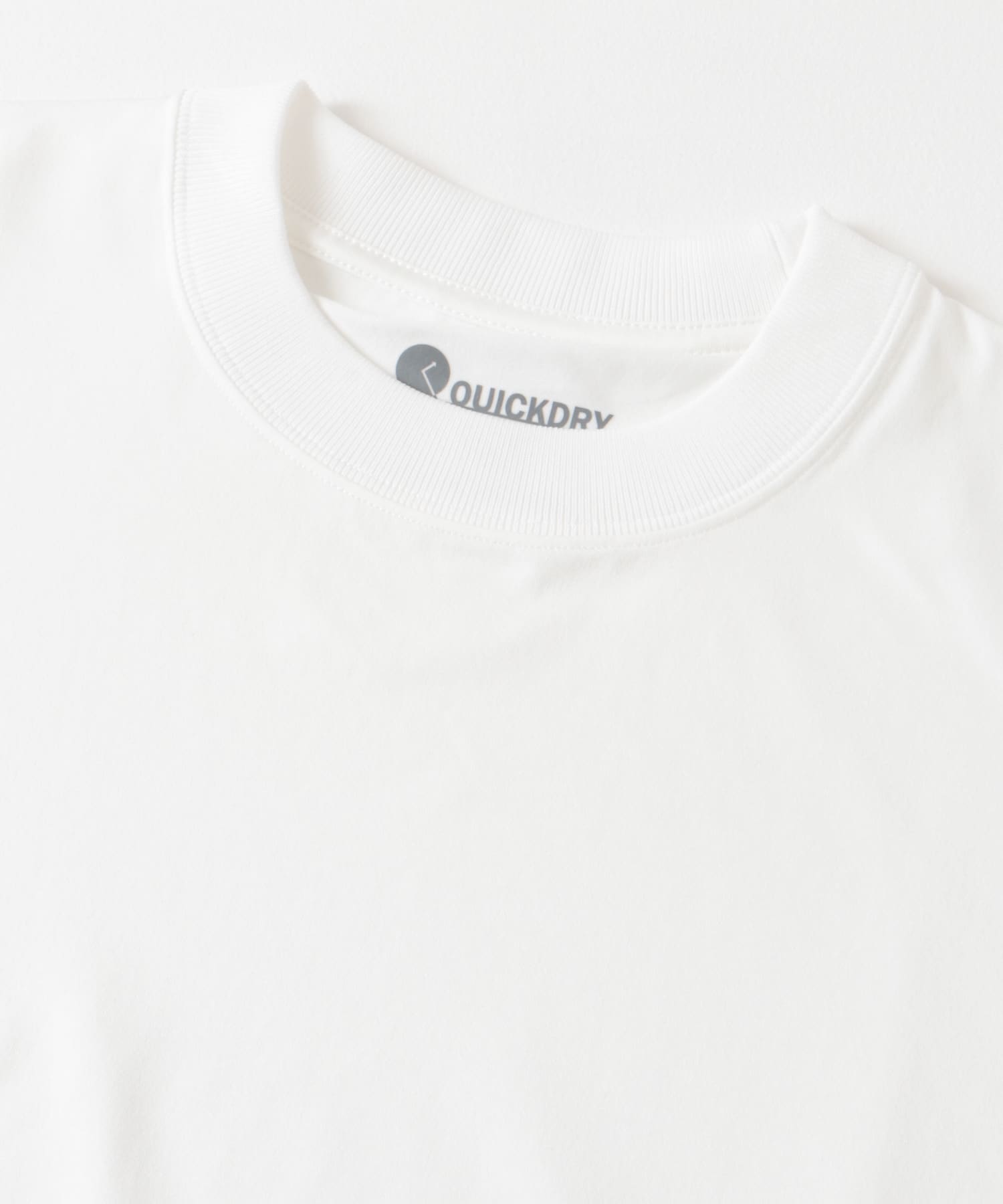『吸水速乾/イージーケア/接触冷感』クイックドライ ロングスリーブ Tシャツ WHITE M