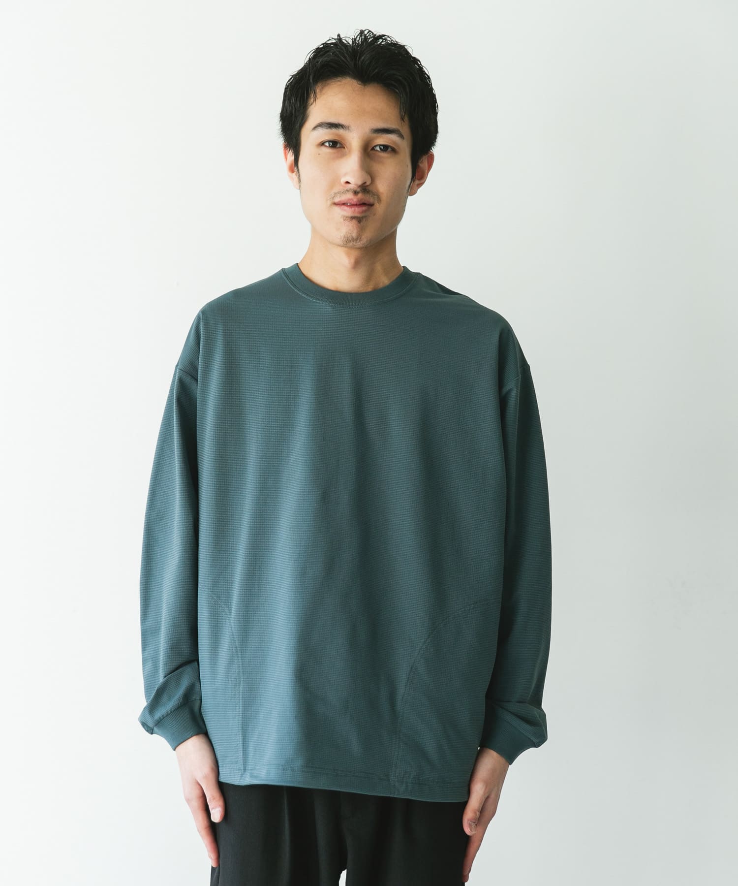 BLUE GREEN