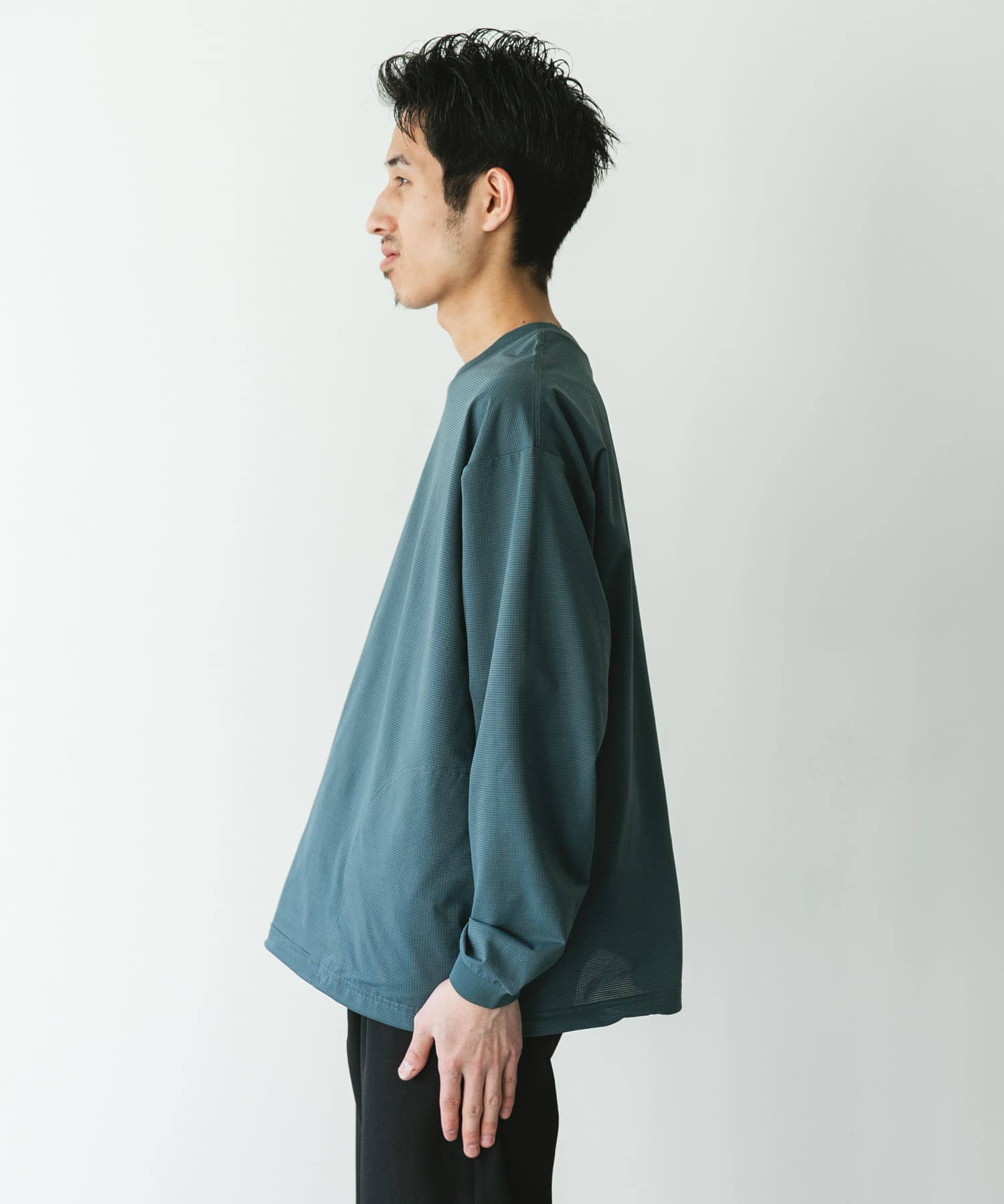 BLUE GREEN