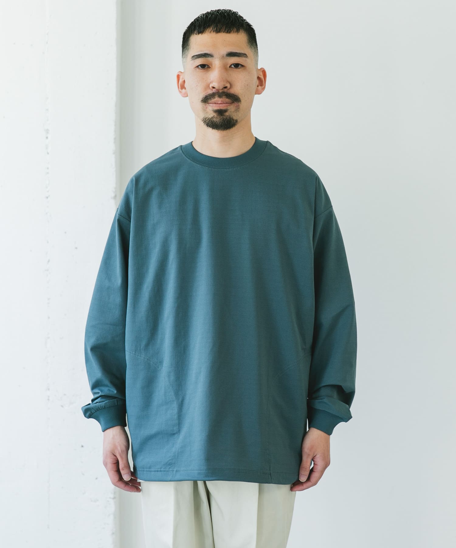 BLUE GREEN
