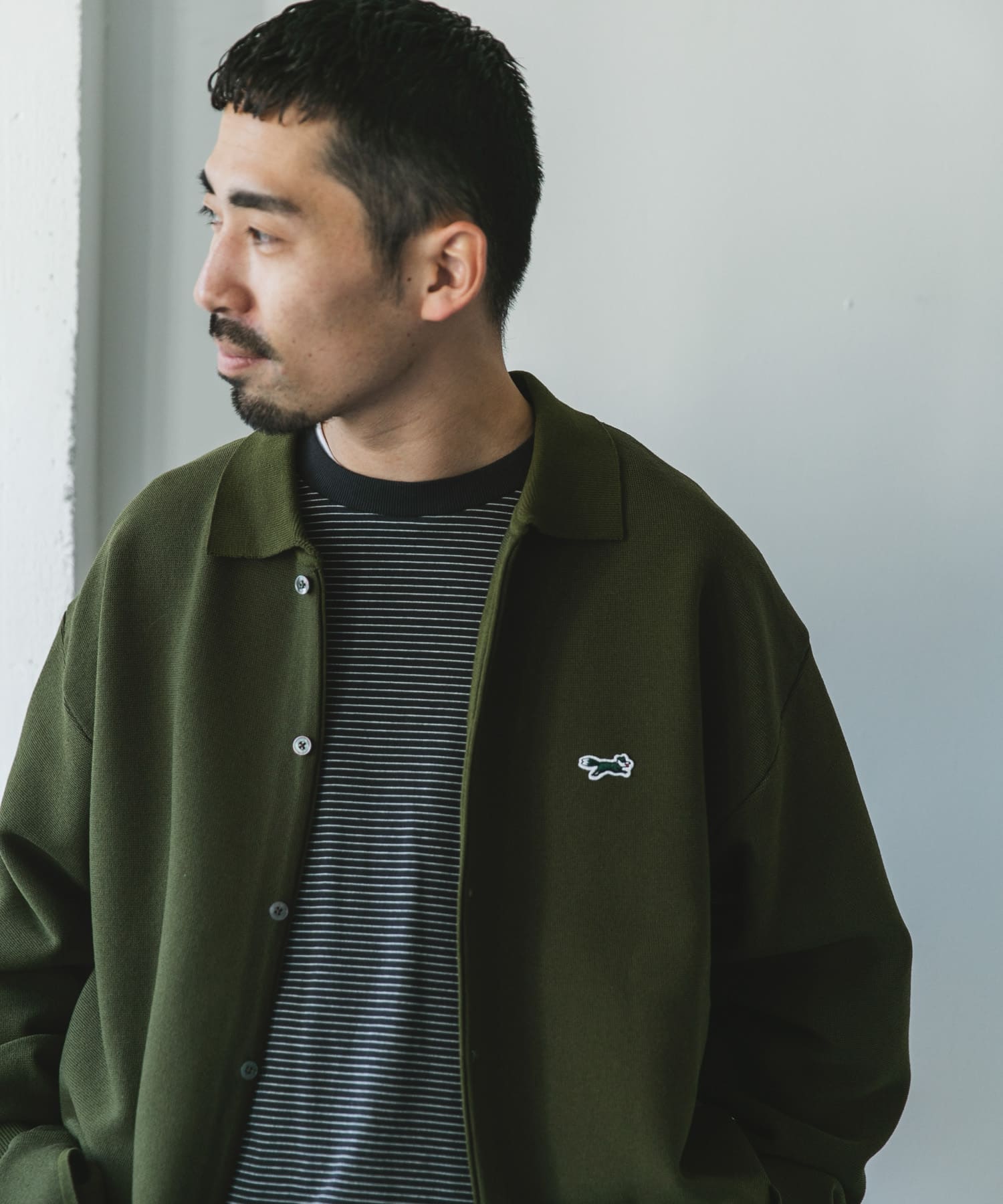KHAKI