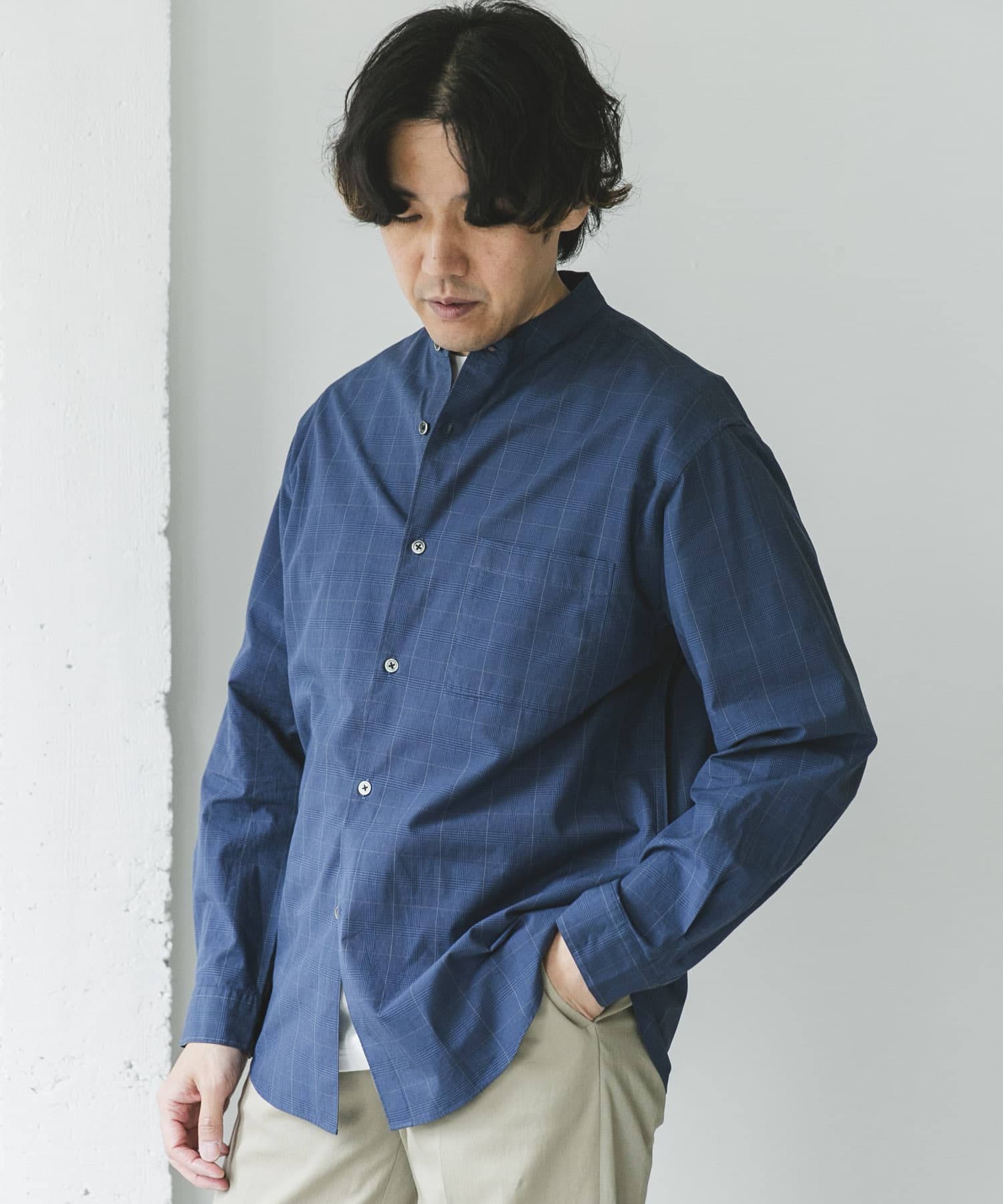 シルクブレンド ロングスリーブバンドカラーシャツ(M BLUE): トップス