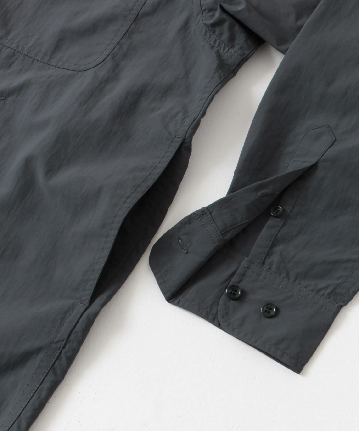 ナイロンタッサー　ボタンダウンロングスリーブシャツ CHARCOAL M
