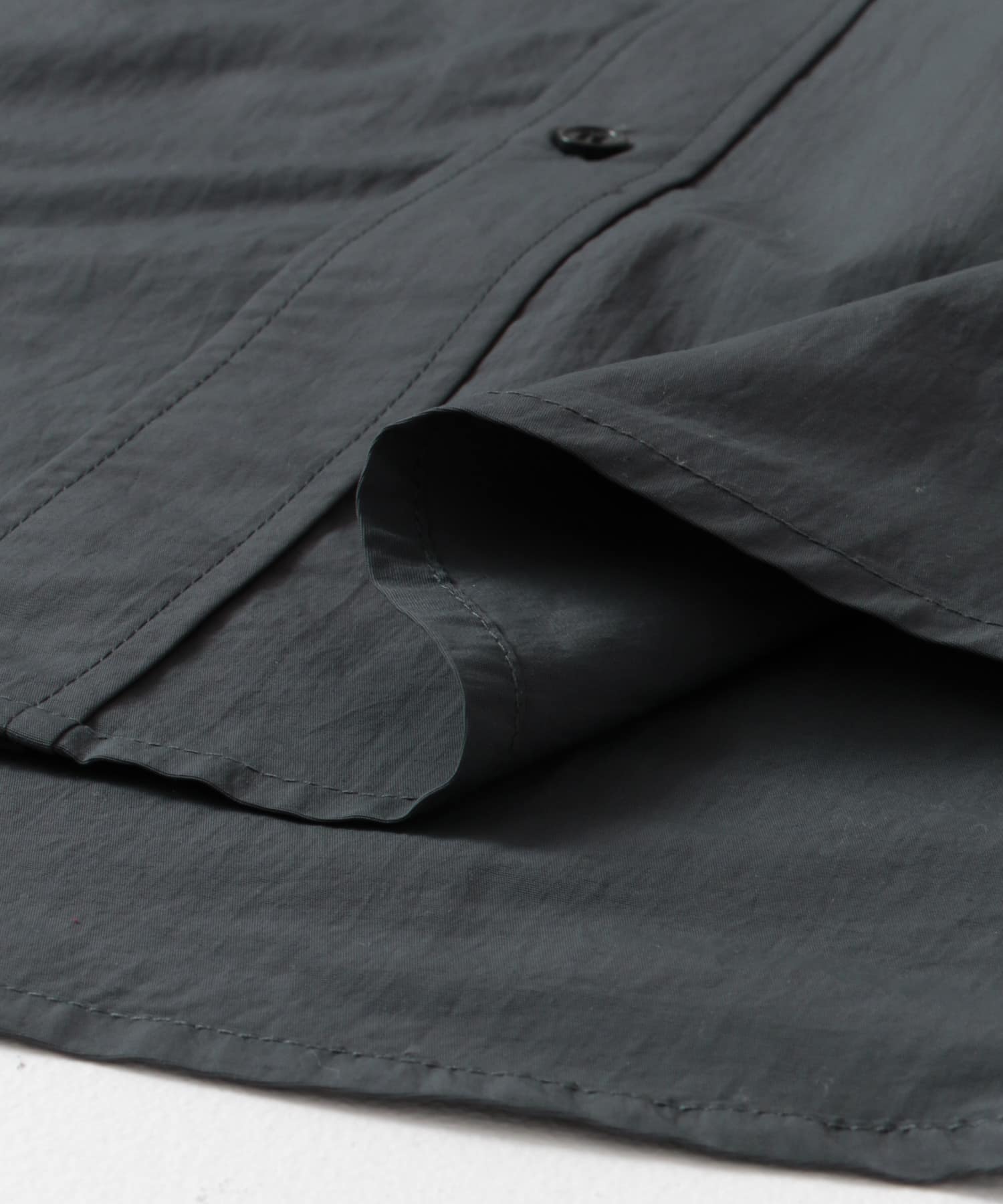 ナイロンタッサー　ボタンダウンロングスリーブシャツ CHARCOAL M