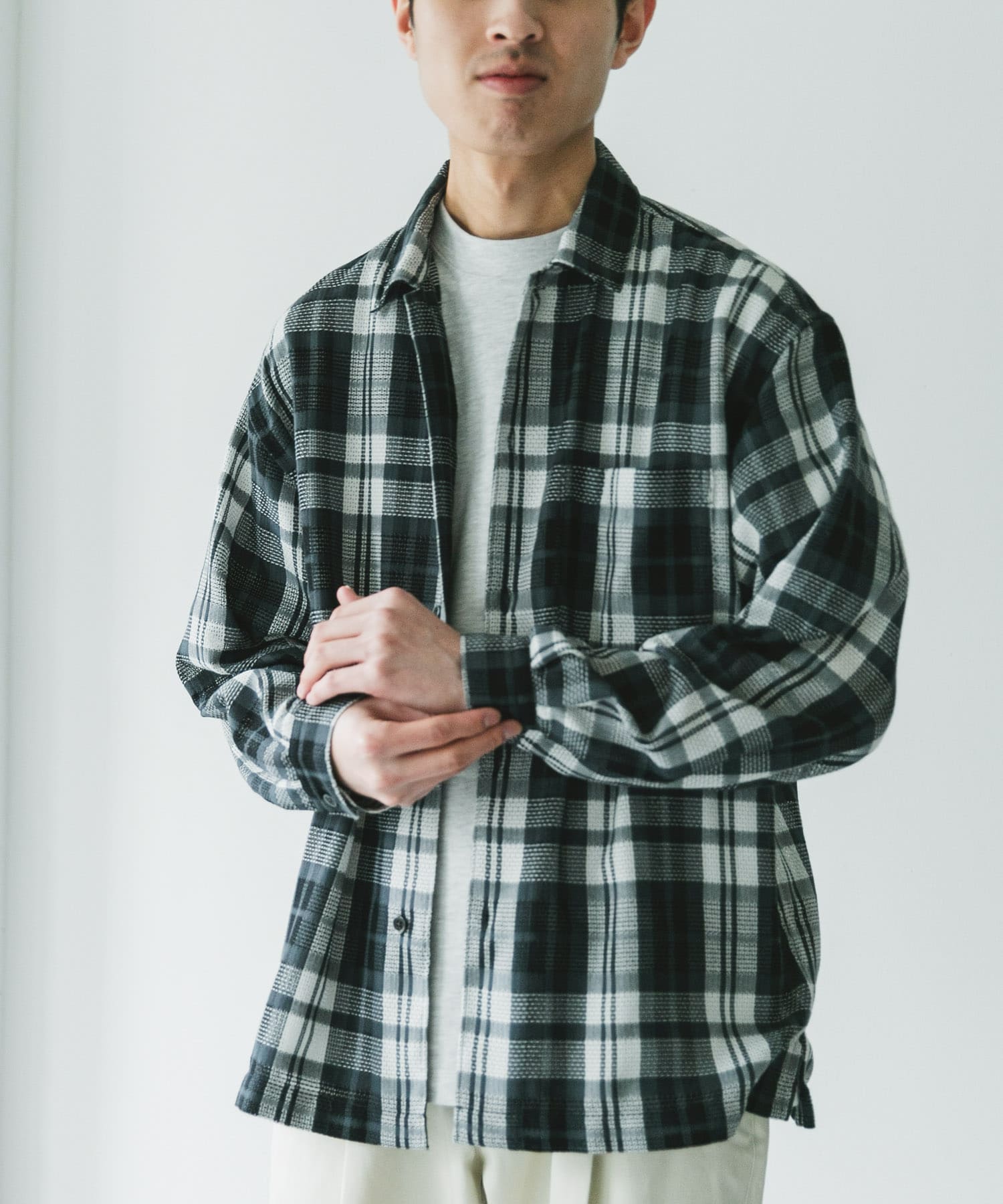 カラミ織ロングスリーブチェックシャツ