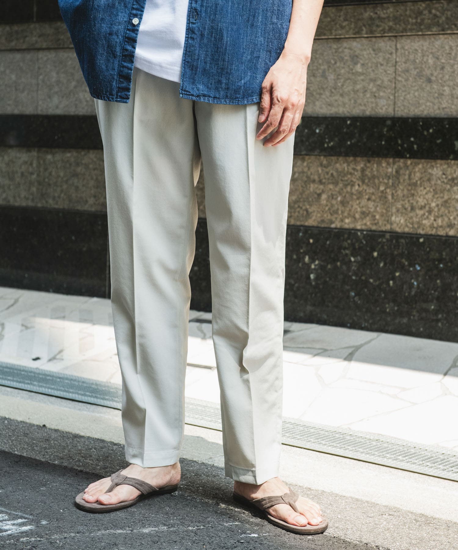 『UR TECH DRYLUXE』『イージーケア/速乾/UVカット』テーパードパンツ