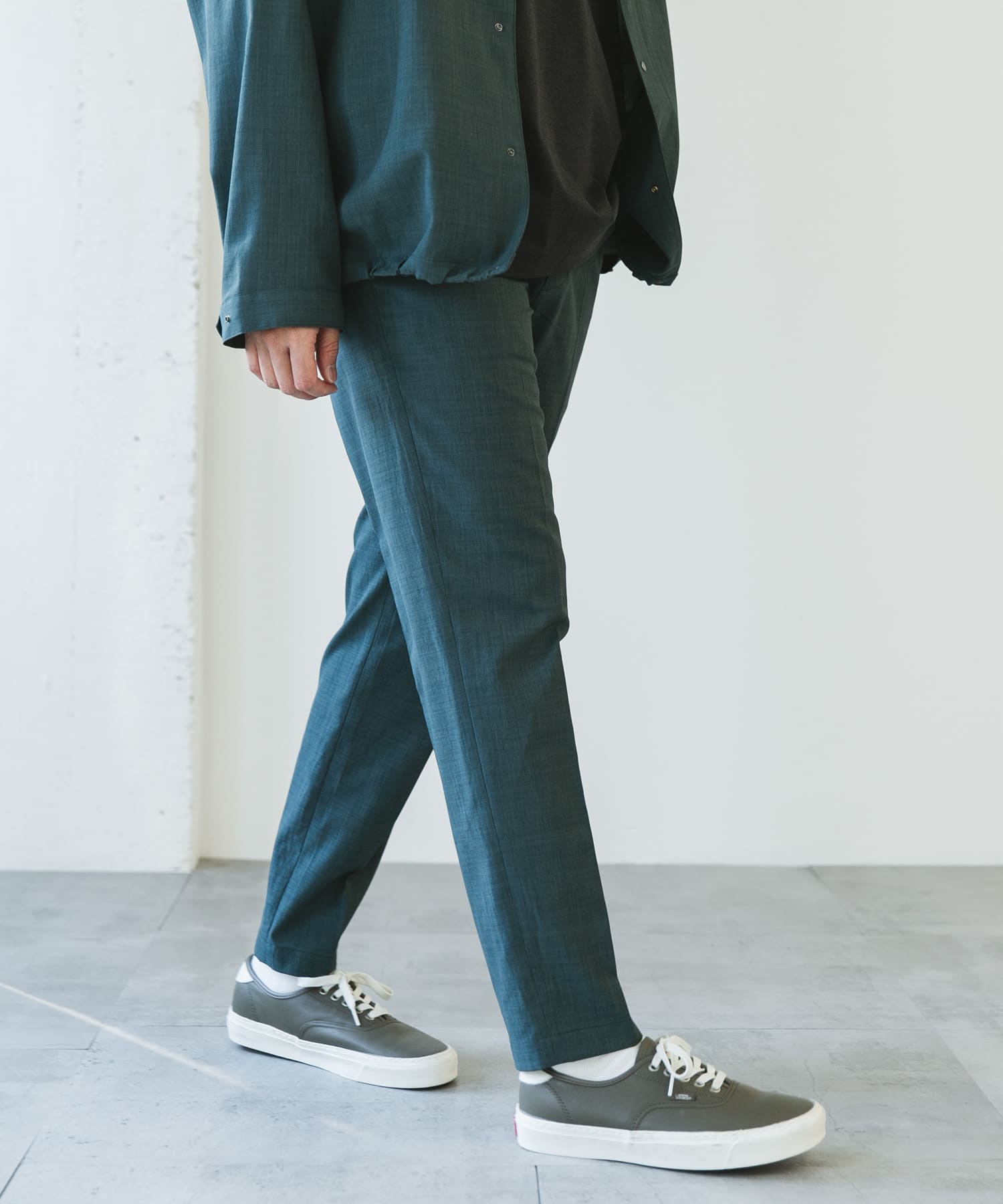 BLUE GREEN