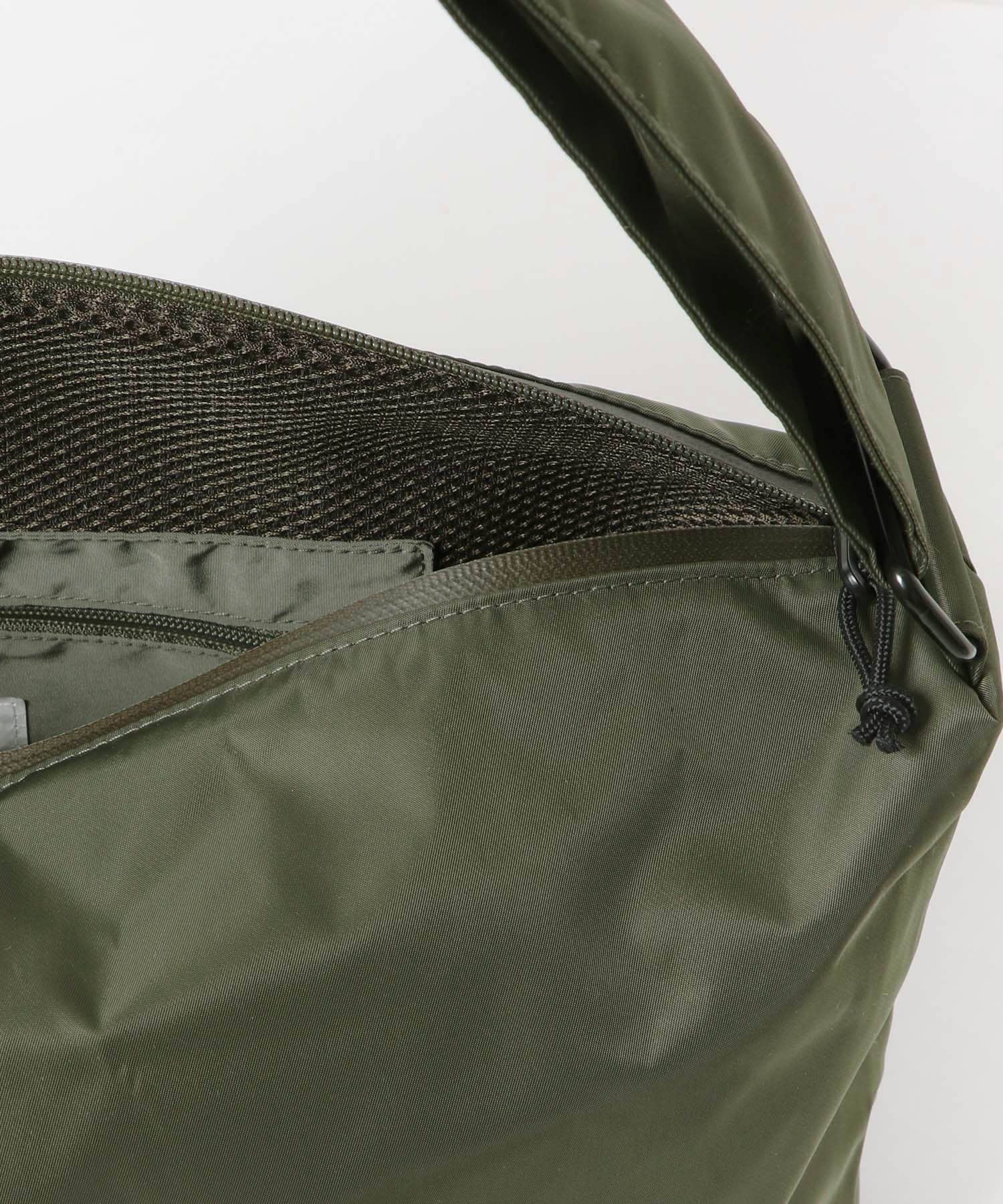 『撥水』『別注』YAKPAK×DOORS　SHOULDER BAG M OLIVE -