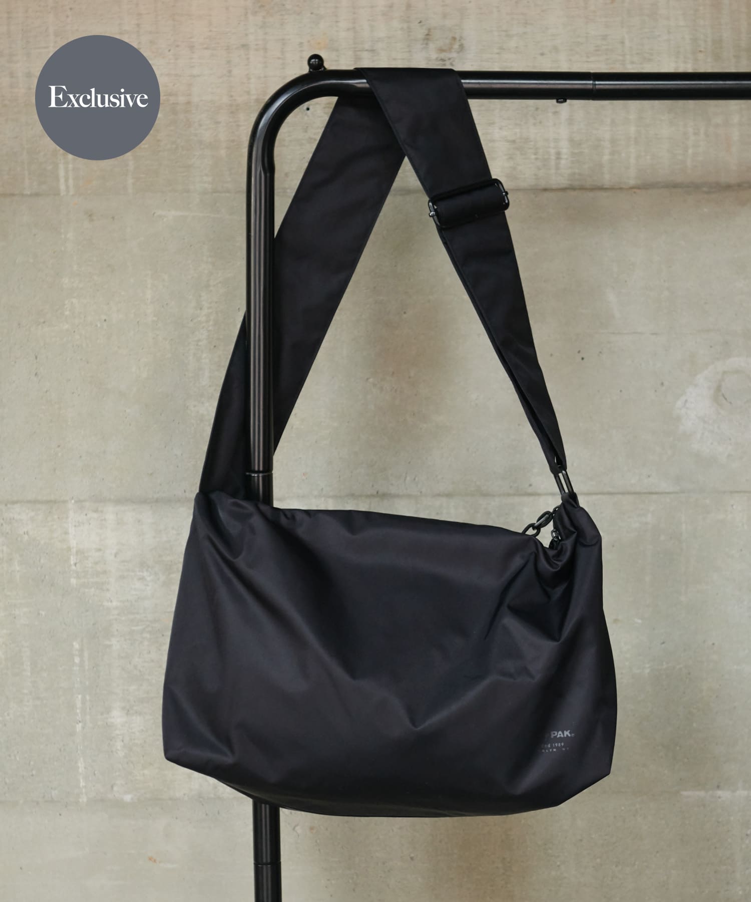 『撥水』『別注』YAKPAK×DOORS　SHOULDER BAG M BLACK -