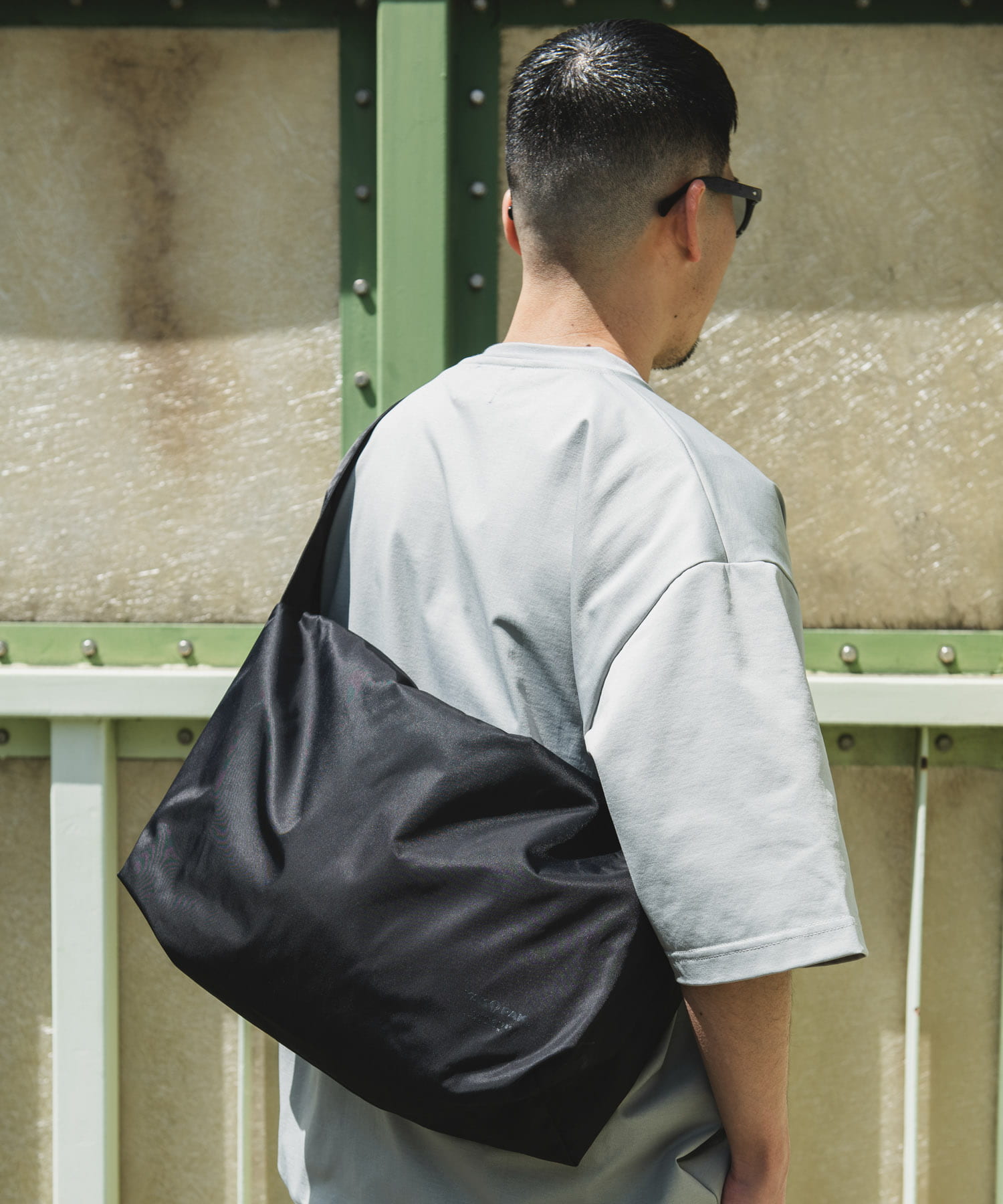 『撥水』『別注』YAKPAK×DOORS　SHOULDER BAG M BLACK -