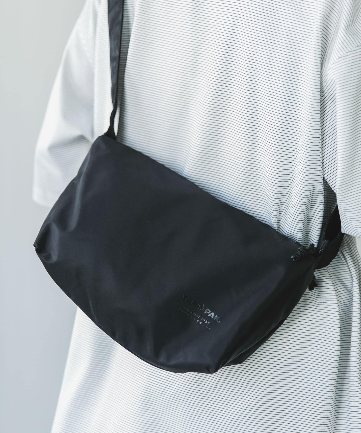 『撥水』『別注』YAKPAK×DOORS　SHOULDER BAG S BLACK -