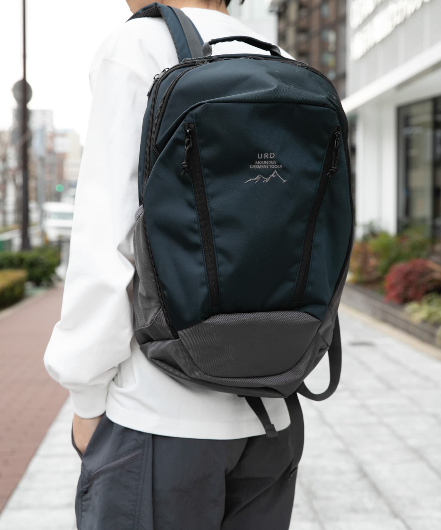 URD 撥水BACKPAK 22L NAVY -