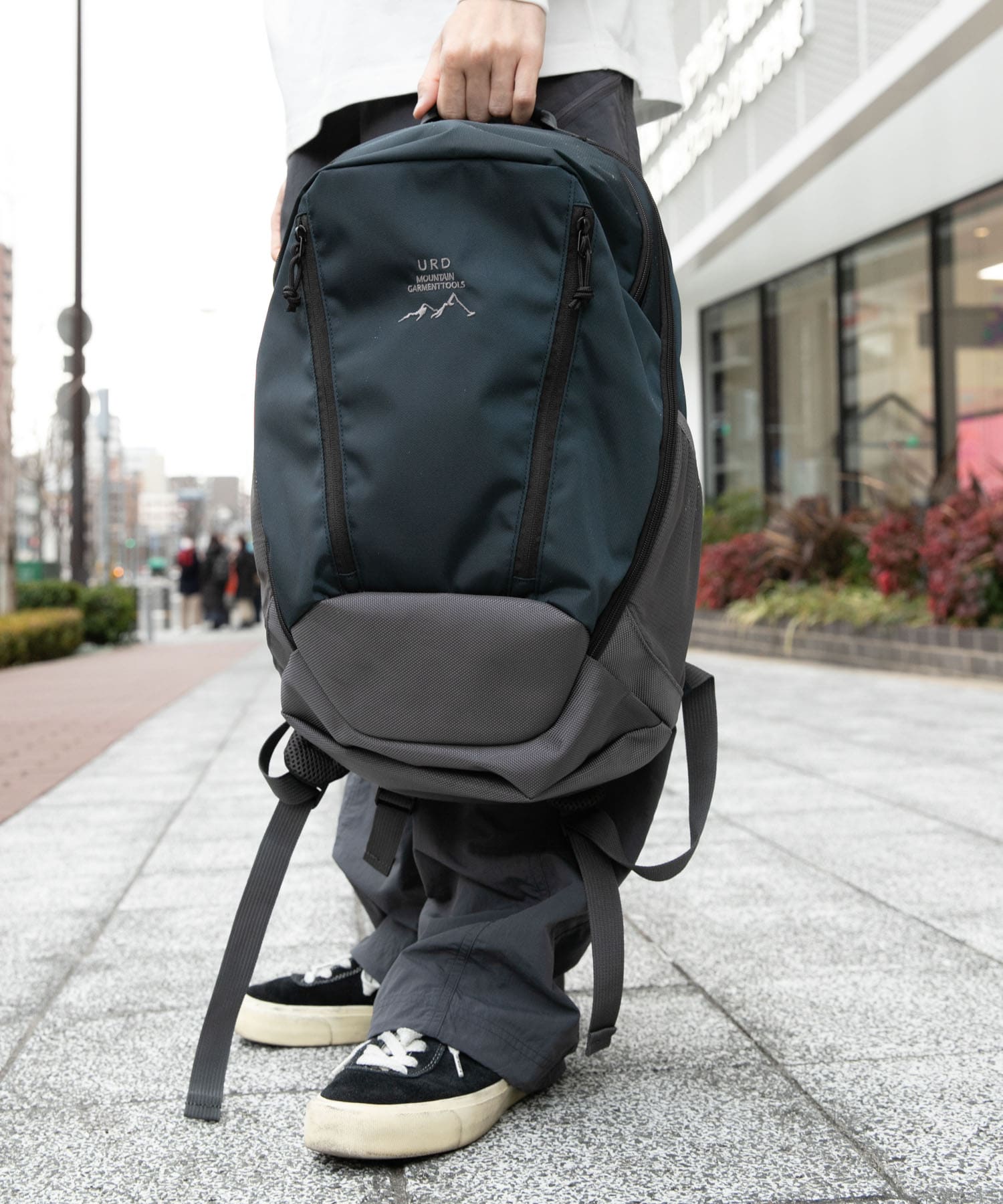 URD 撥水BACKPAK 22L NAVY -