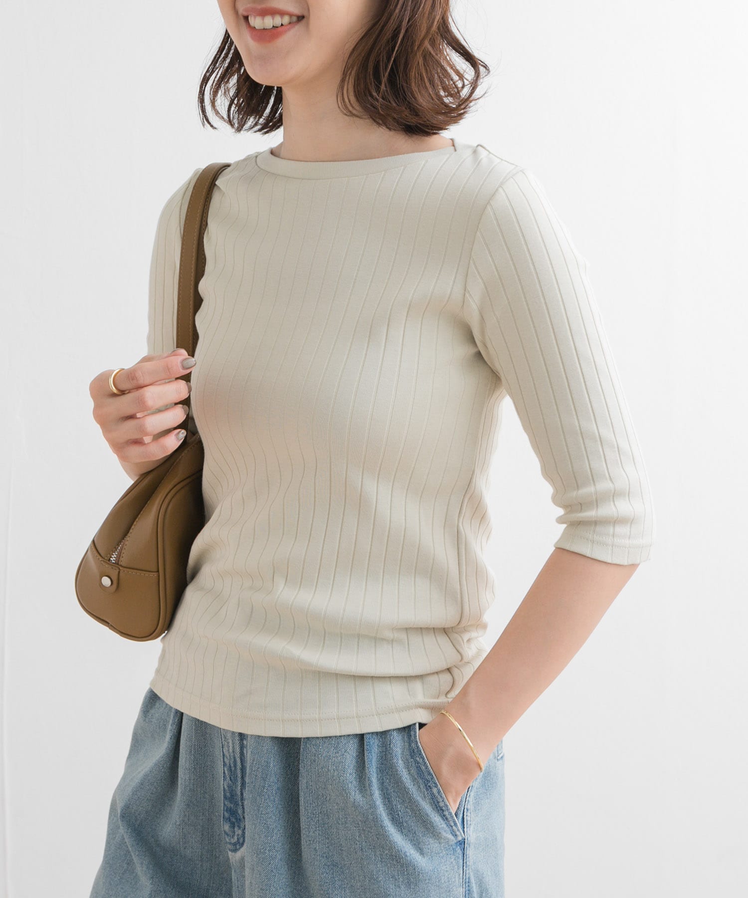 L.BEIGE