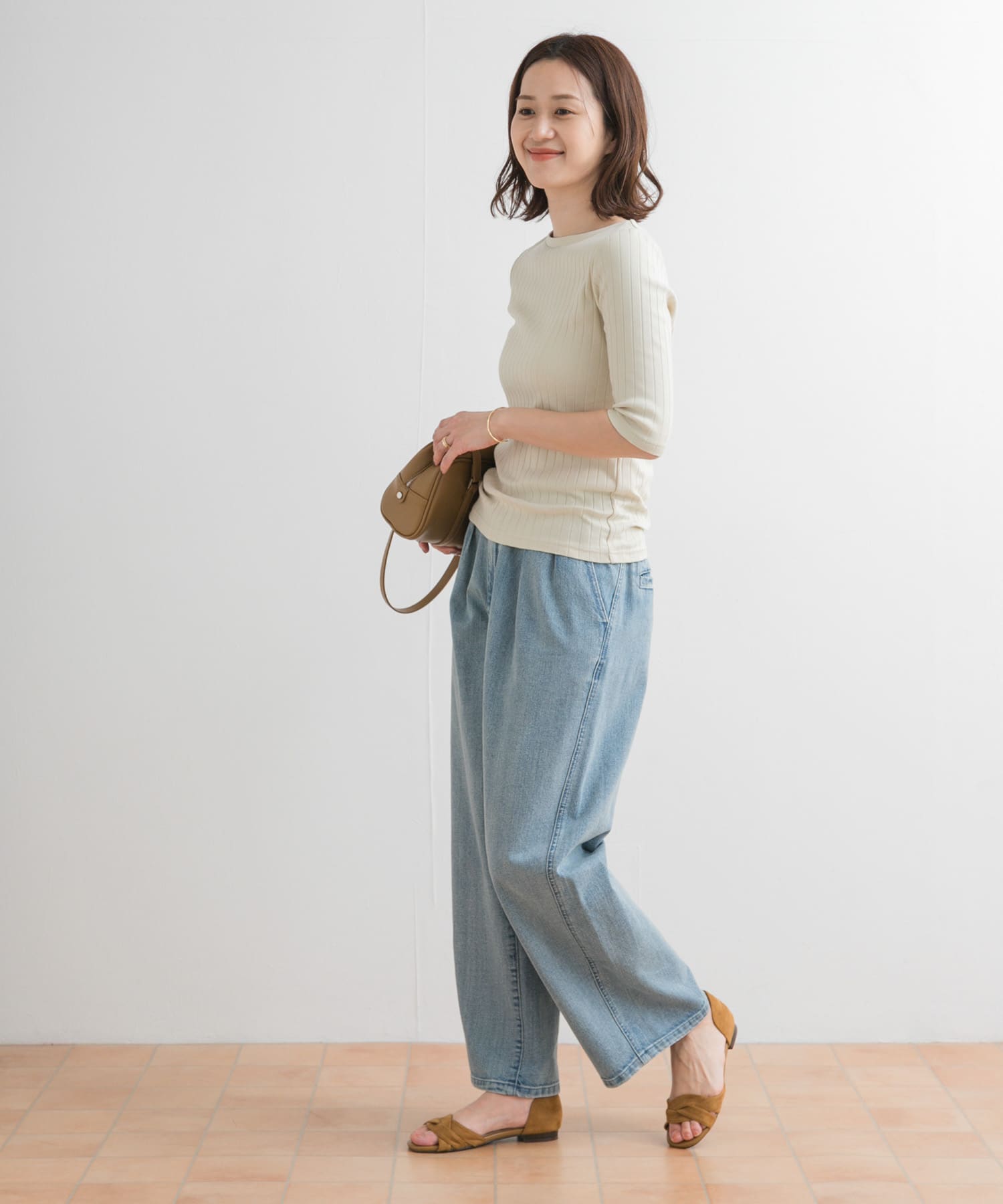 L.BEIGE