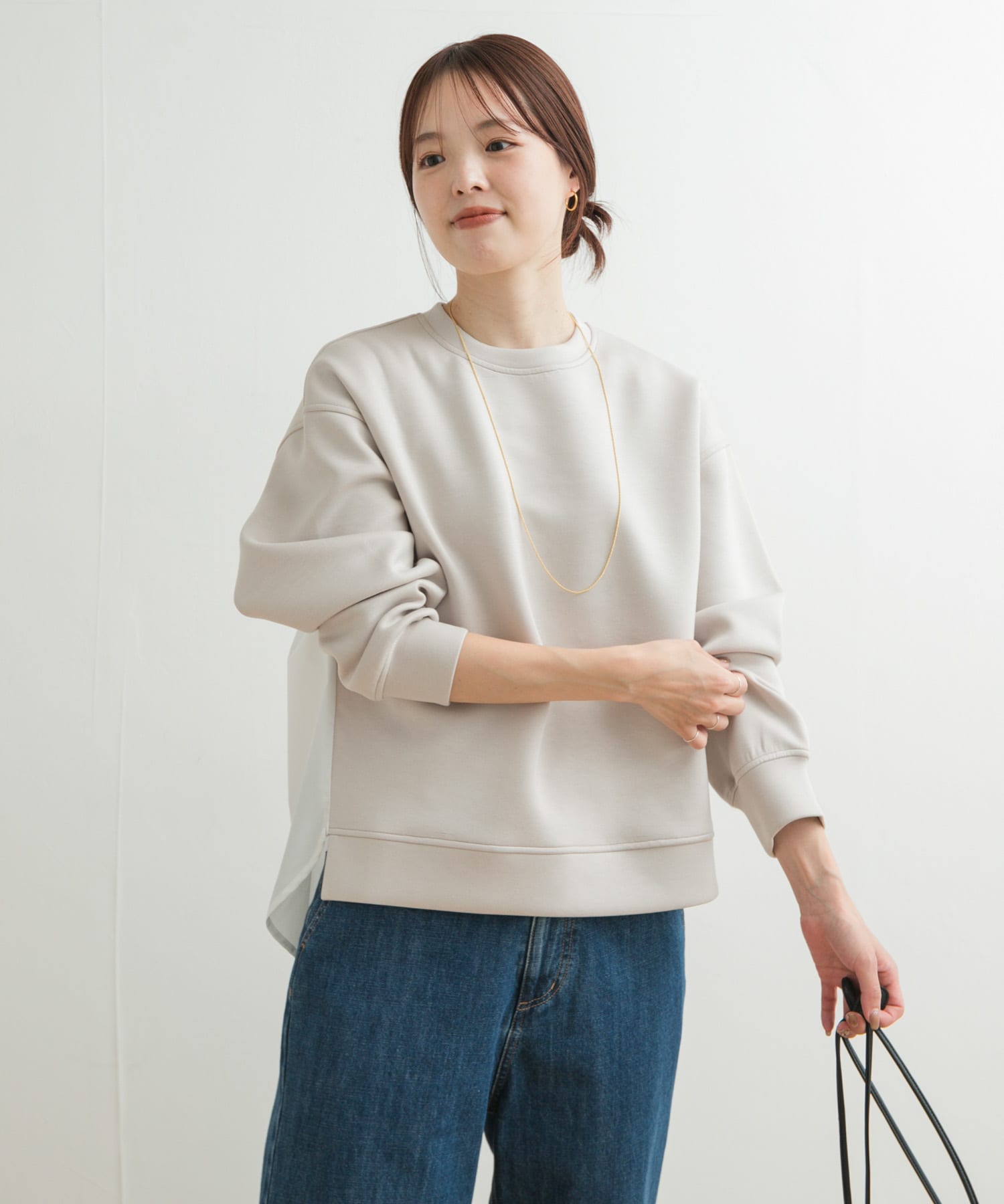 L.BEIGE