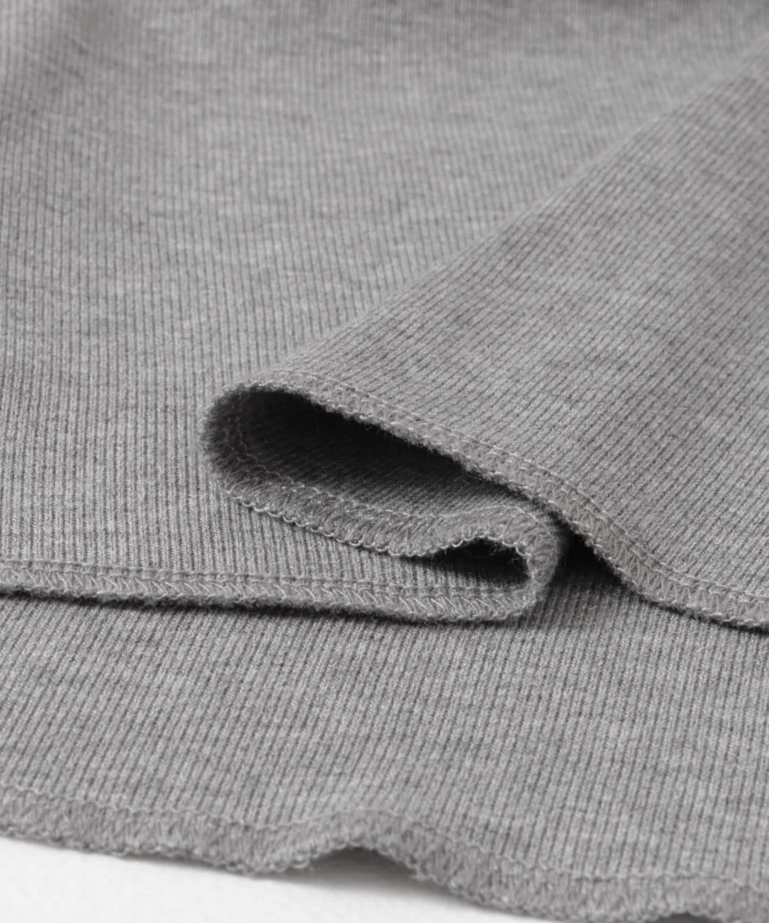 TOP GRAY