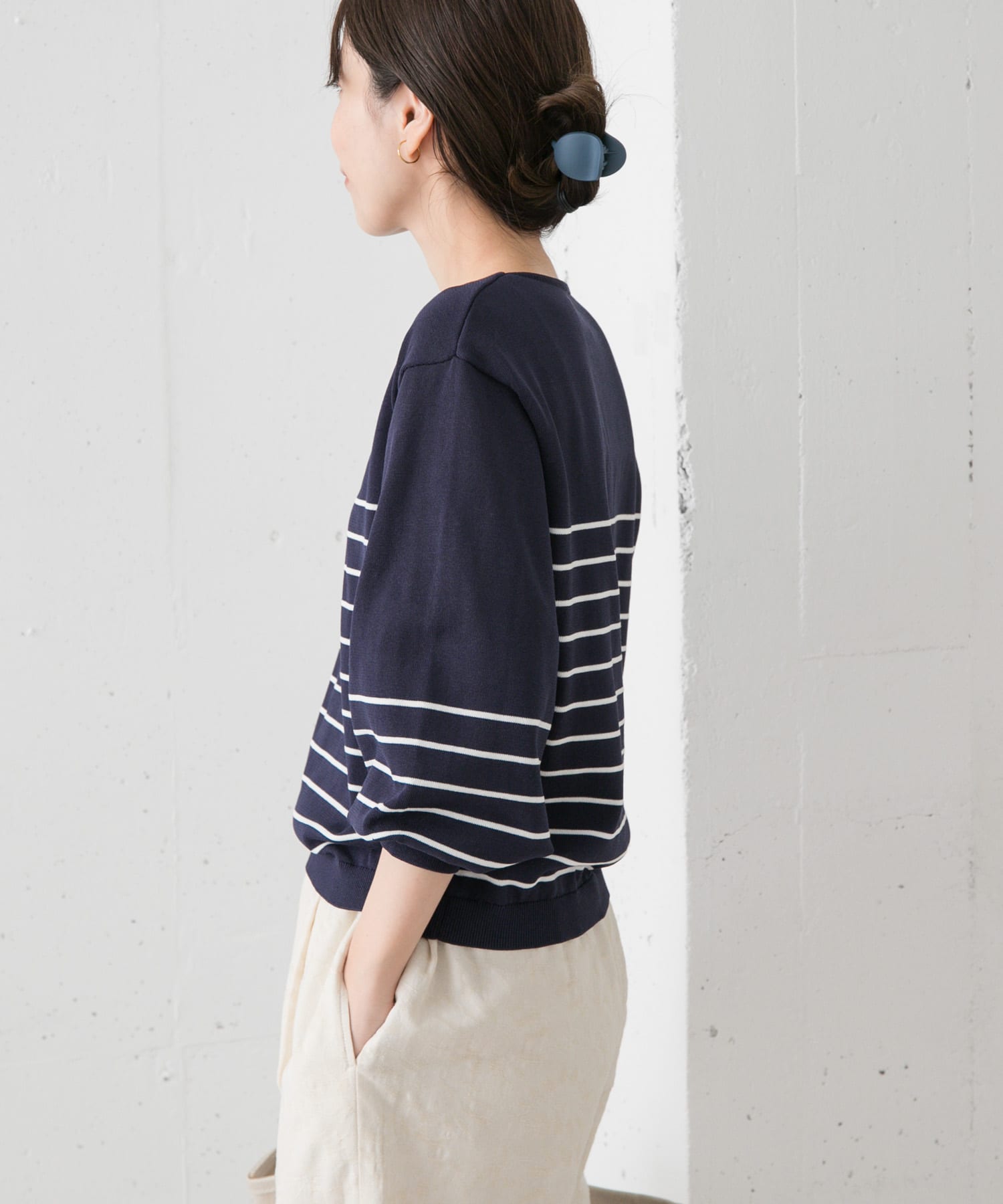 NVY×WHT