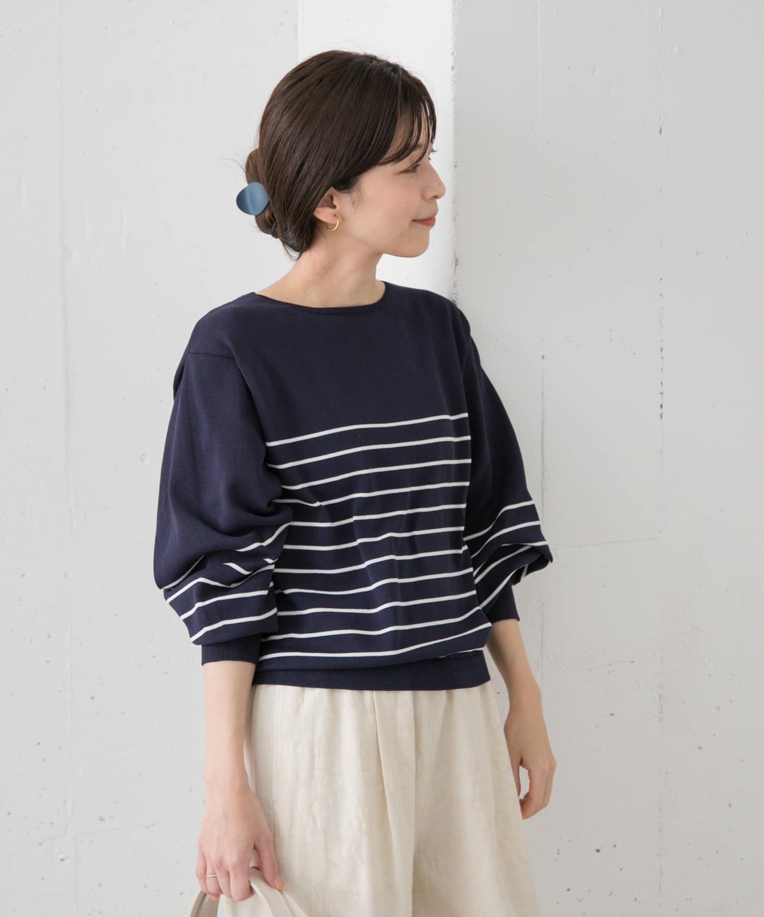 NVY×WHT