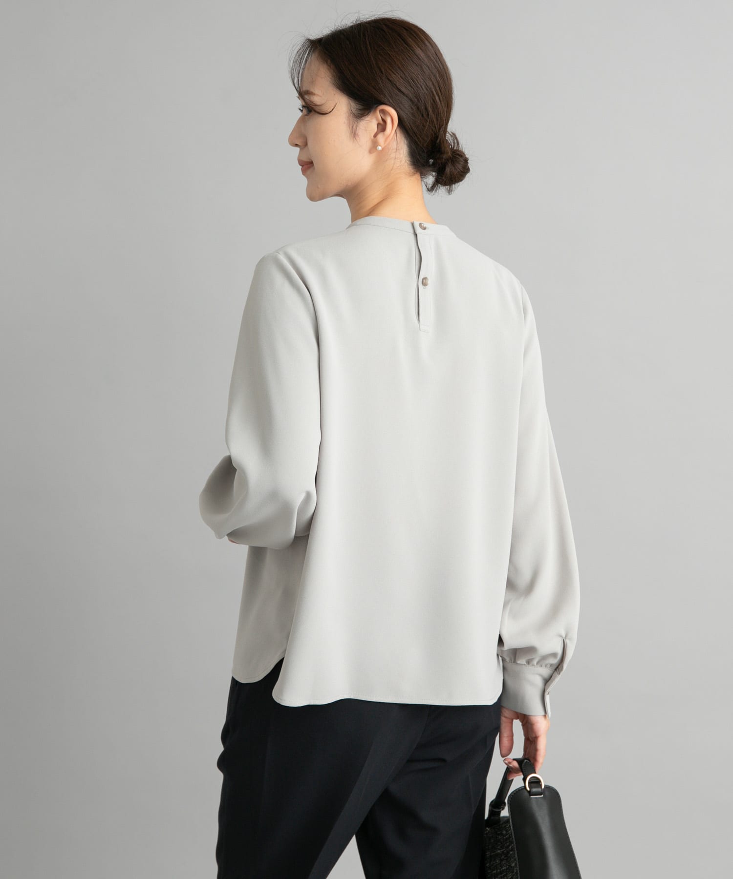 LIGHT GRAY