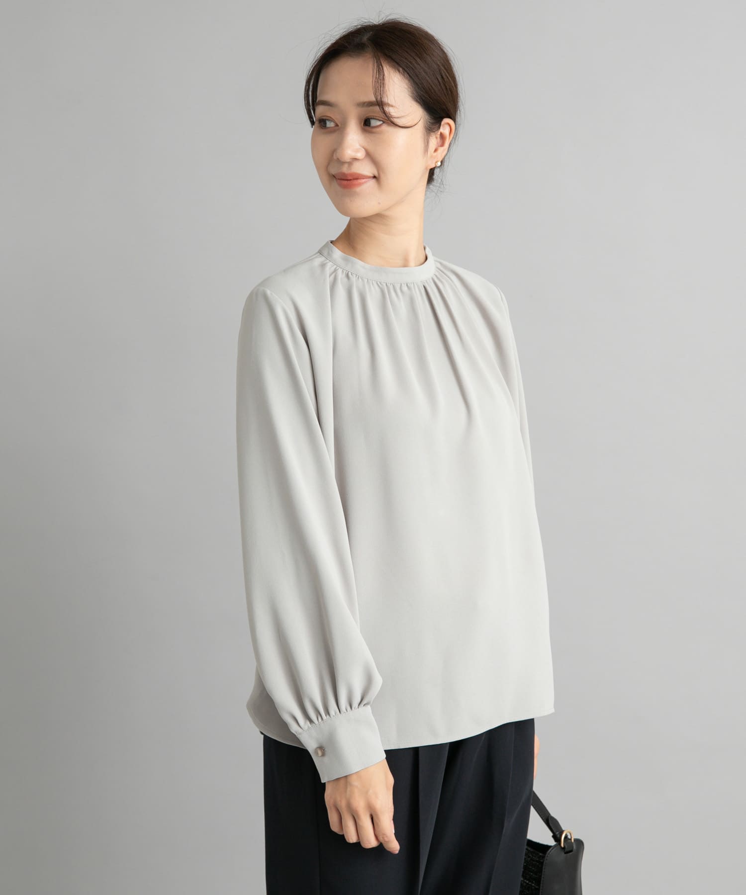 LIGHT GRAY