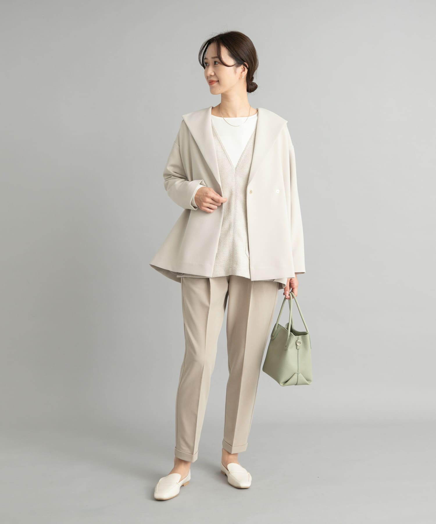 L.BEIGE