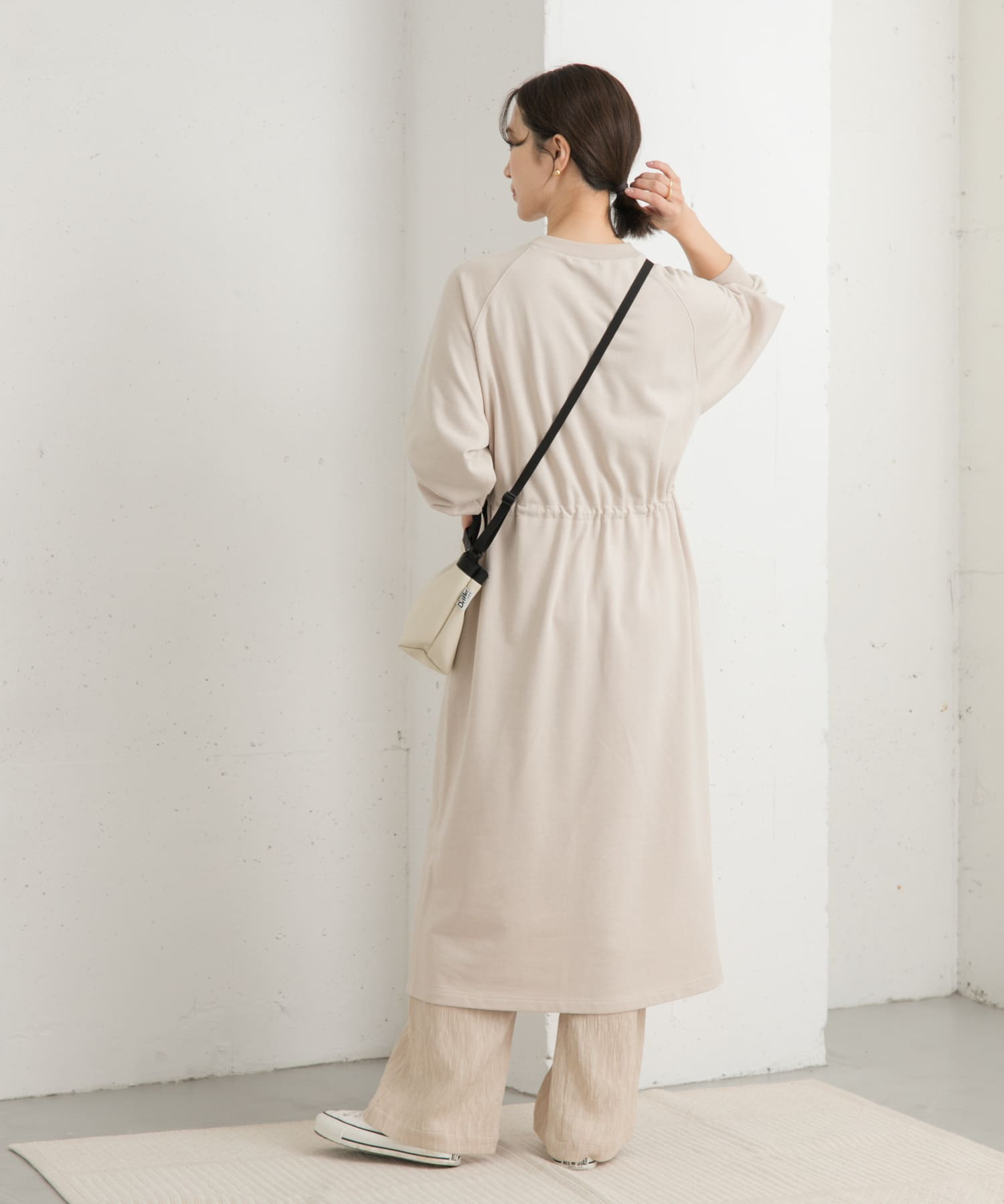 L.BEIGE