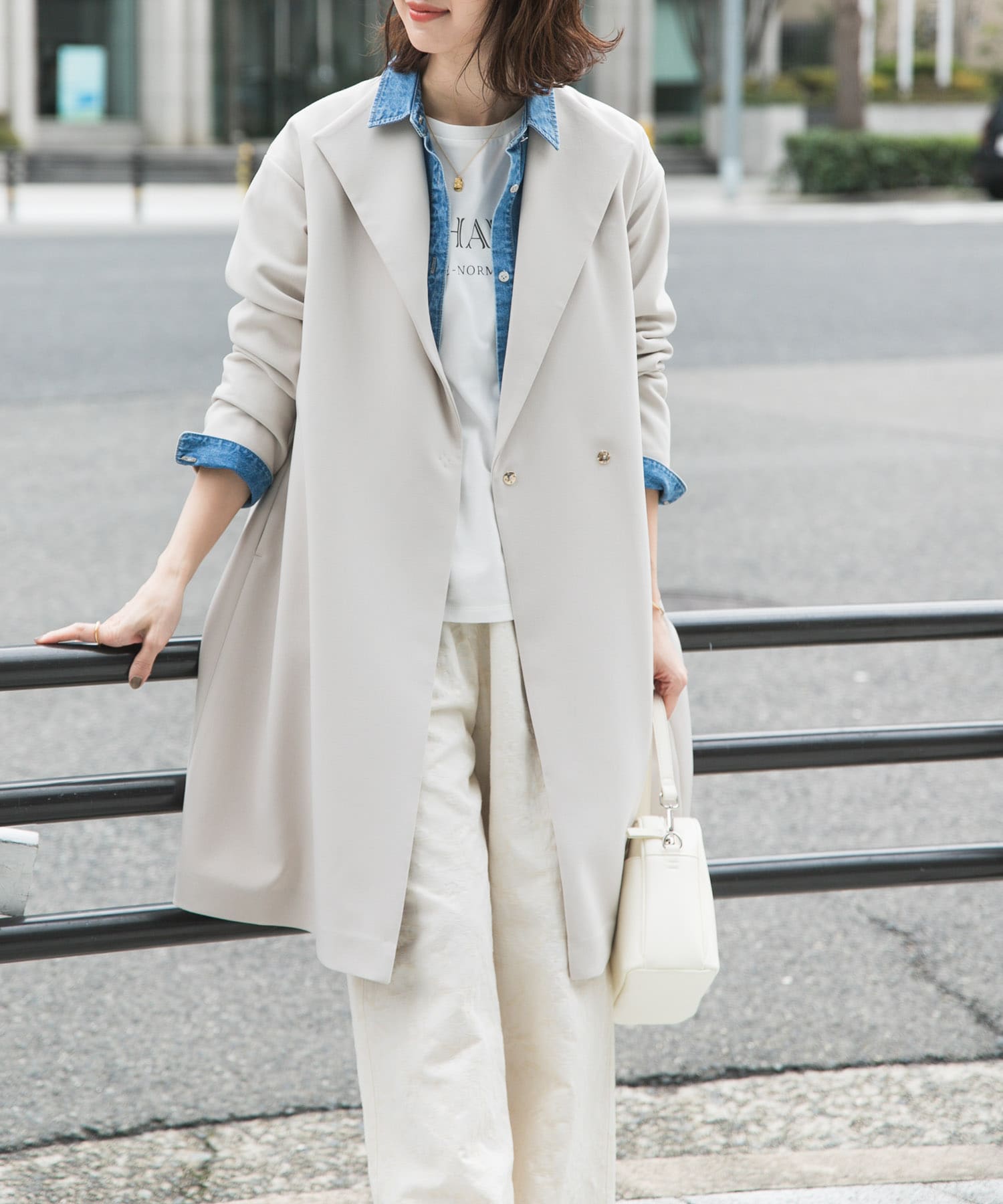L.BEIGE