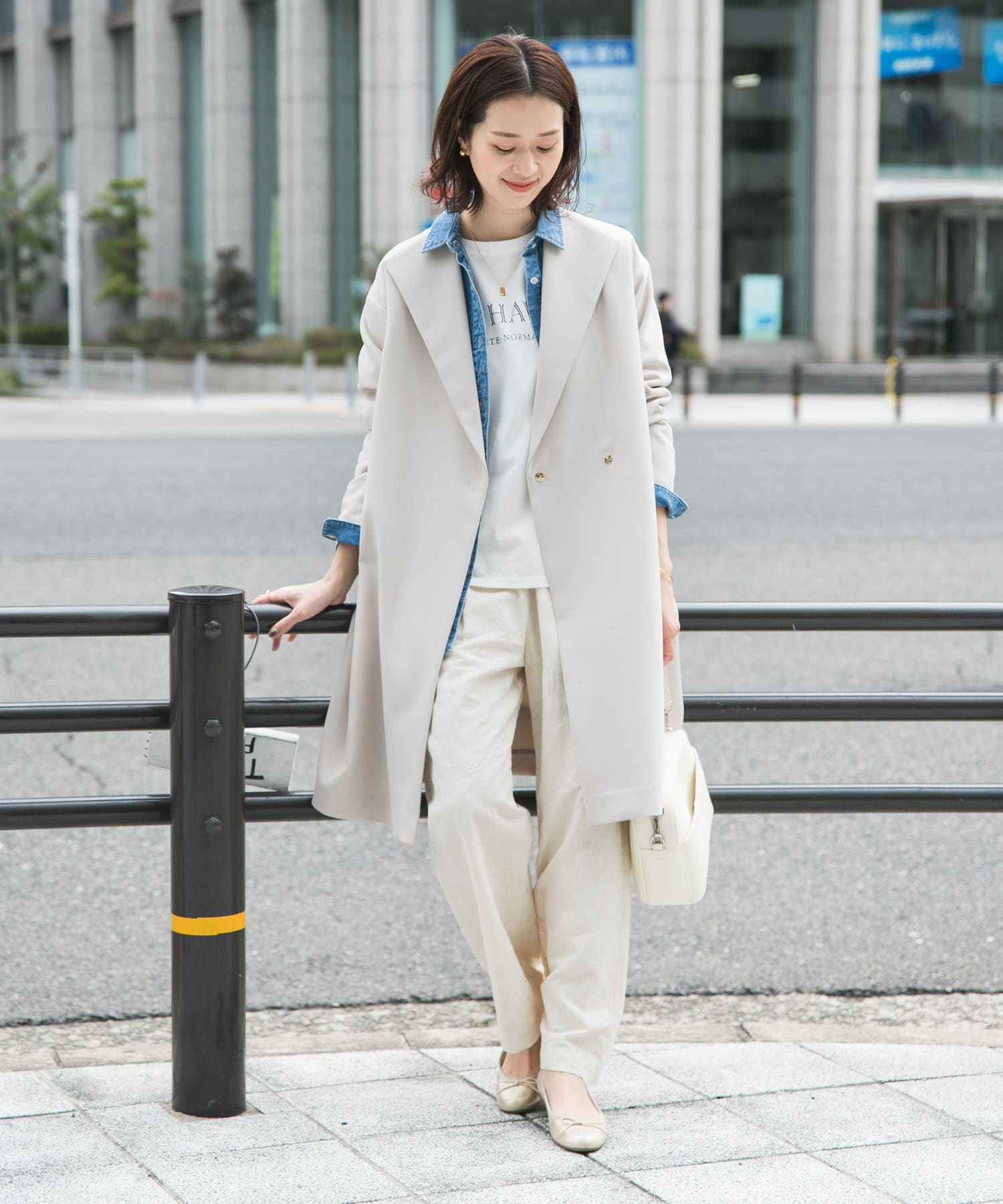 L.BEIGE