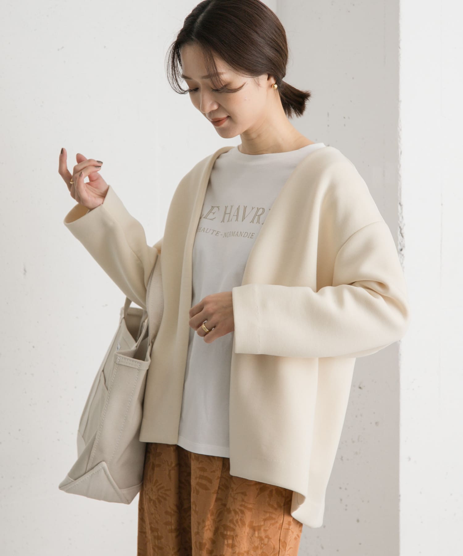 IVORY