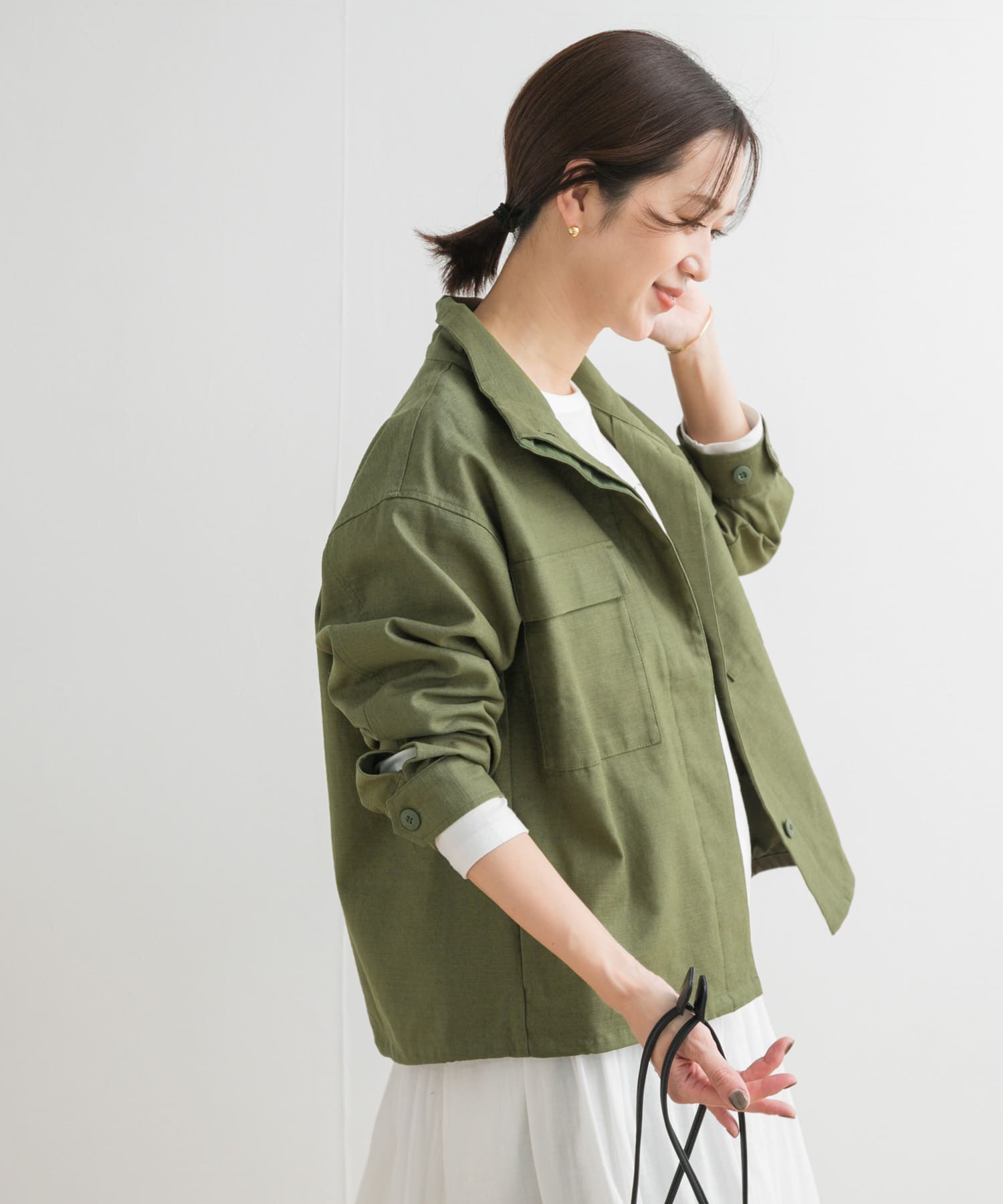KHAKI