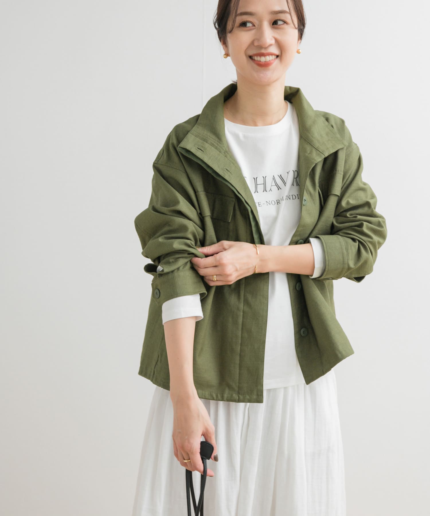 KHAKI